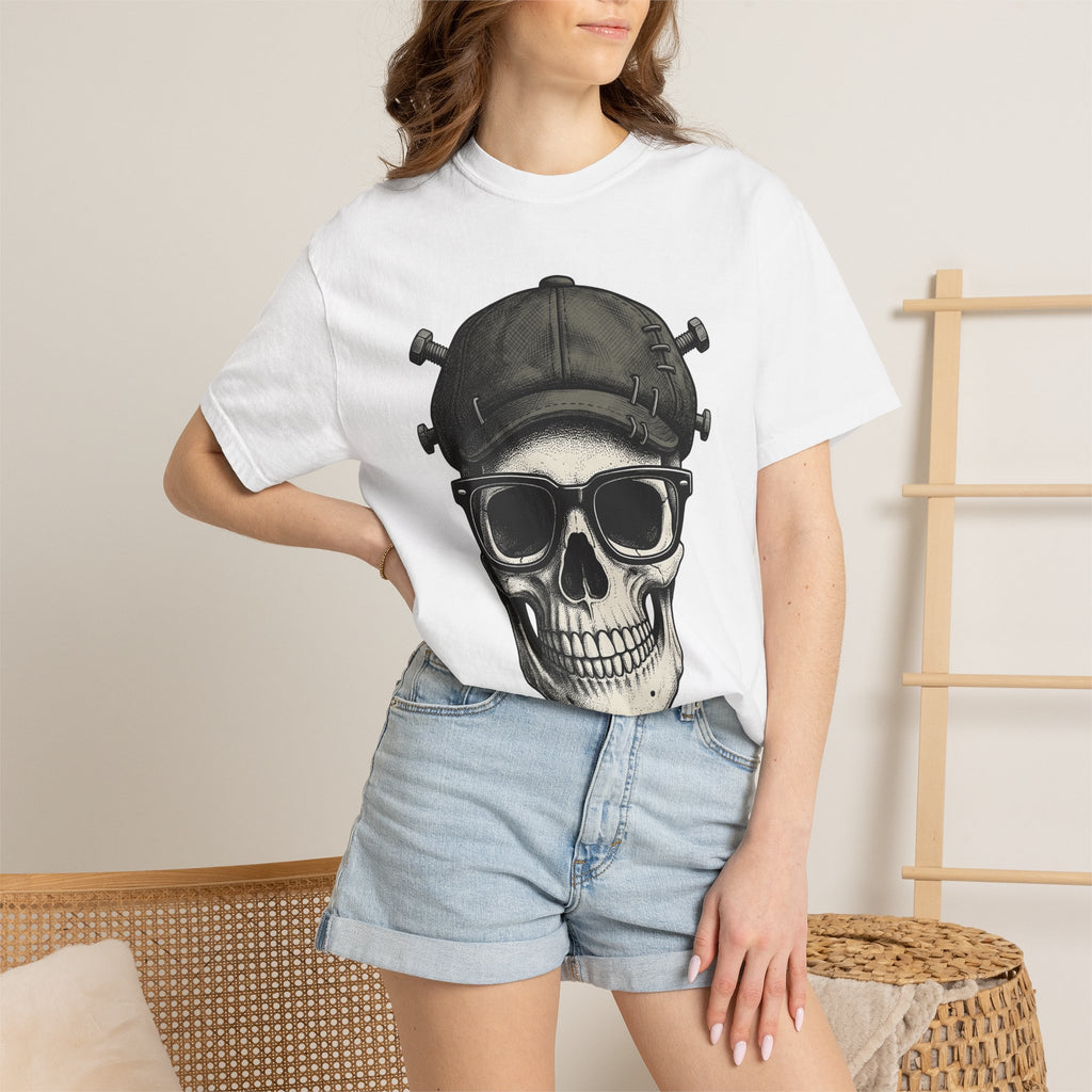 Skull Beanie Shirt Halloween Macabre Gift Women Skin Art Tee Beanie T-Shirt Horror Fan Tattoo Tshirt Dark Graphic Old School Shades Tshirt