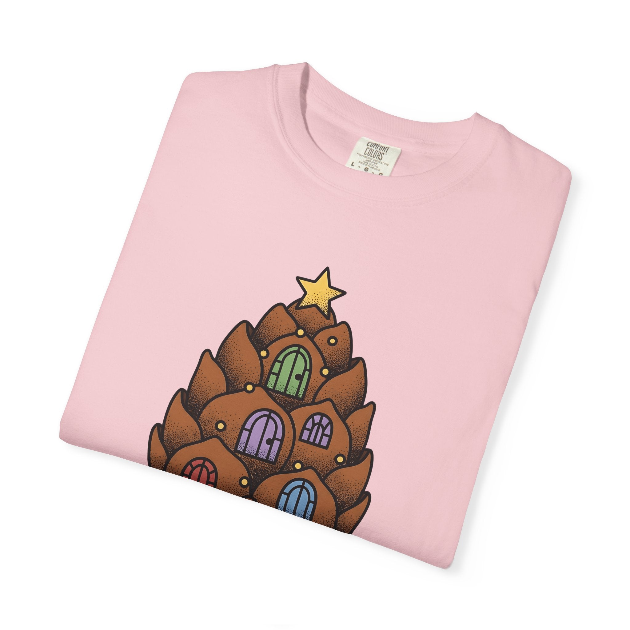 Pinecone House Shirt Christmas Woodland Gift Women Whimsical Tee Pinecone T-Shirt Winter Fan Fantasy Graphic Tshirt Hand Drawn Star Tshirt
