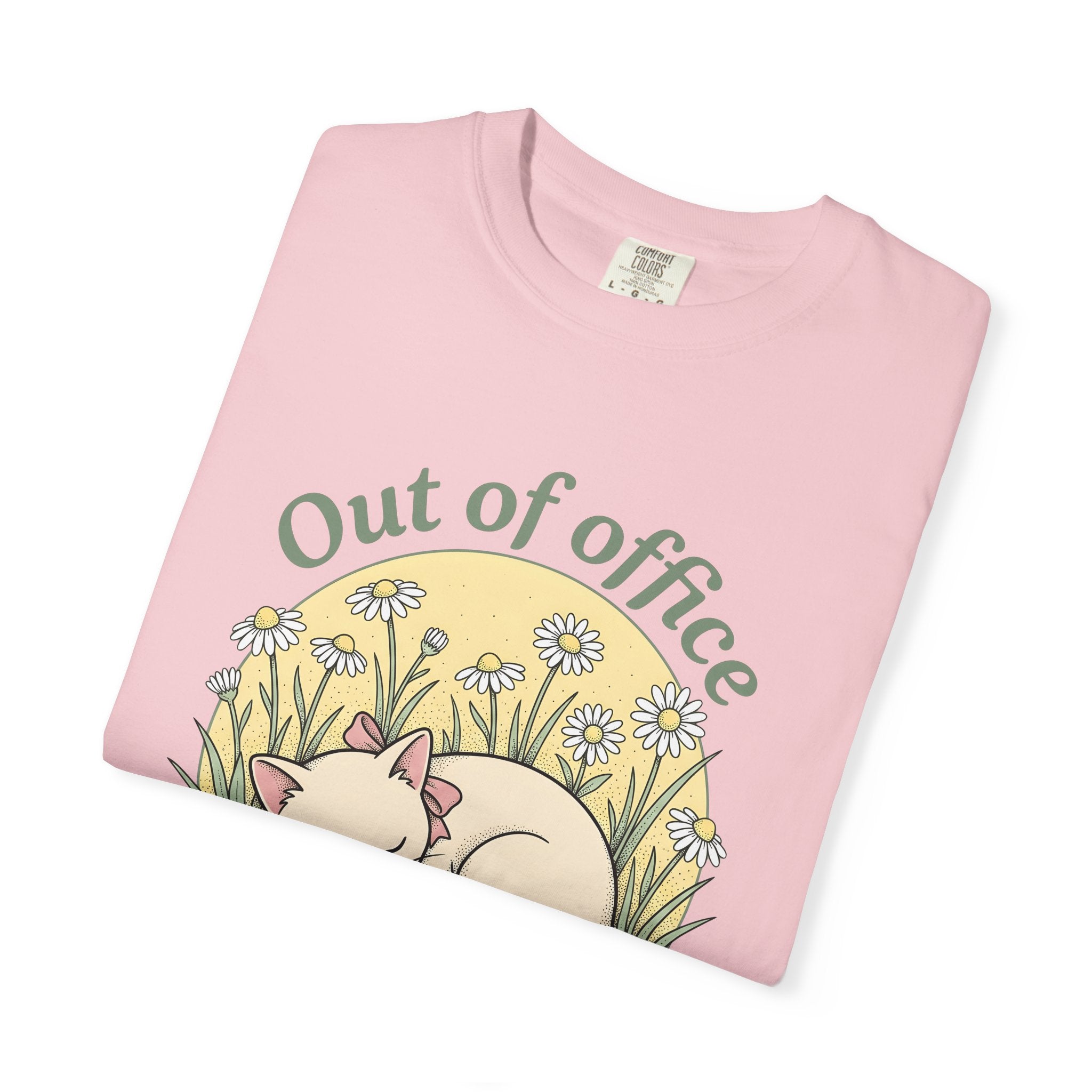Dozing Cat Shirt Cat Blossoms Gift Women Rustic Tee Kitten T-Shirt Cat Fan Feline Tshirt Floral Graphic Cartoon Spring Flowers Tshirt