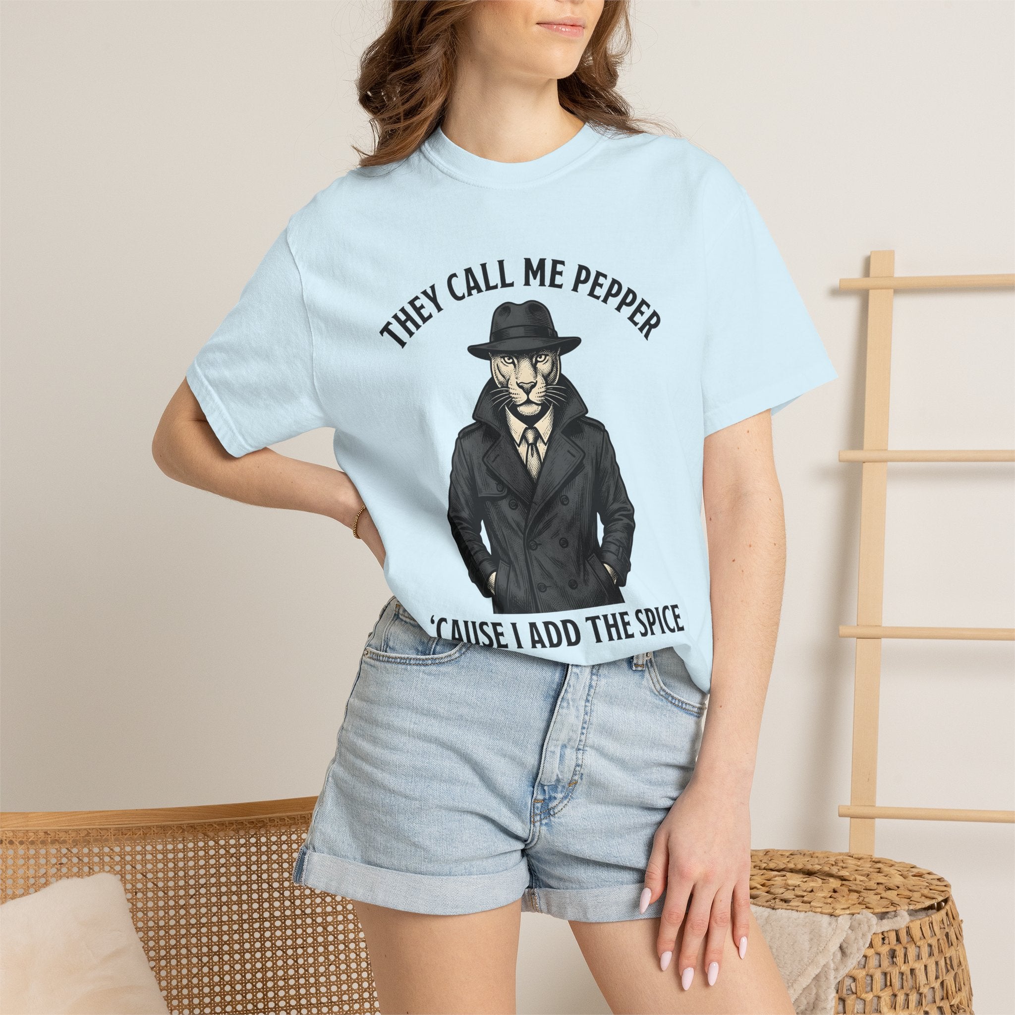 Cat Detective Shirt Animals Humor Gift Women Vintage Tee Kitty T-Shirt Pet Fan Feline Tshirt Funny Graphic Hand Drawn Trench Coat Tshirt