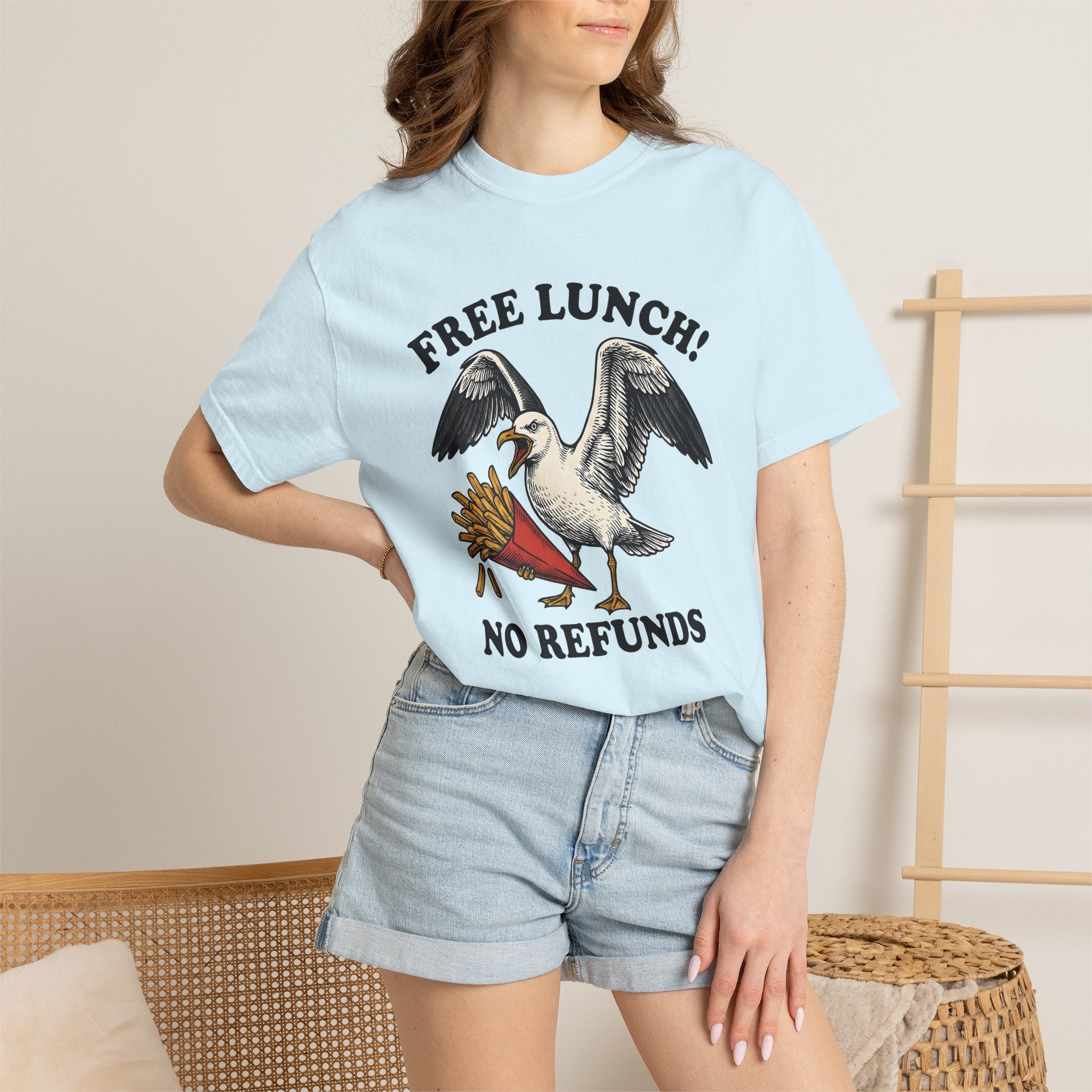 Seagull Fries Shirt Funny Animal Gift Women Vintage Tee Gulls T-Shirt Humor Fan Gull Graphic Hand Drawn French Fries Tshirt