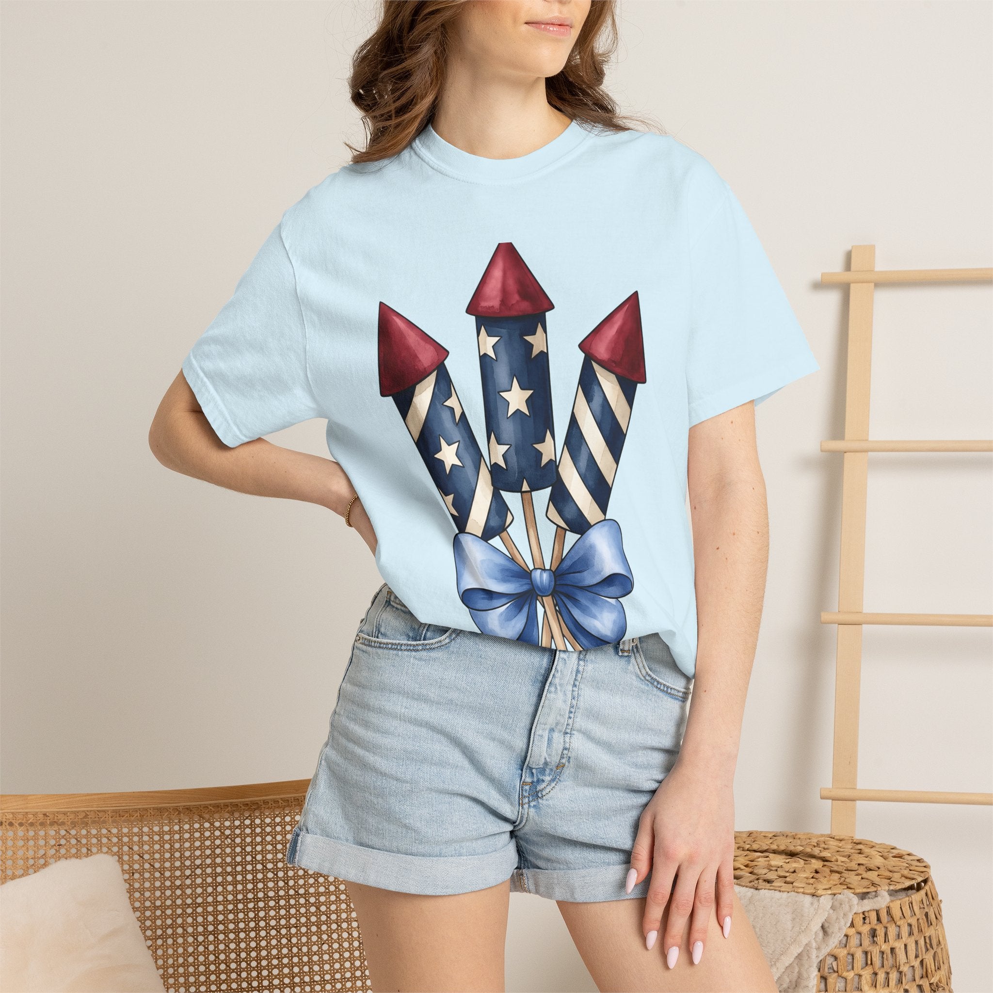 Firework Rockets Shirt 4th Of July Americana Gift Women Watercolor Tee Fireworks T-Shirt Patriotic Fan Pyrotechnics Tshirt American Graphic