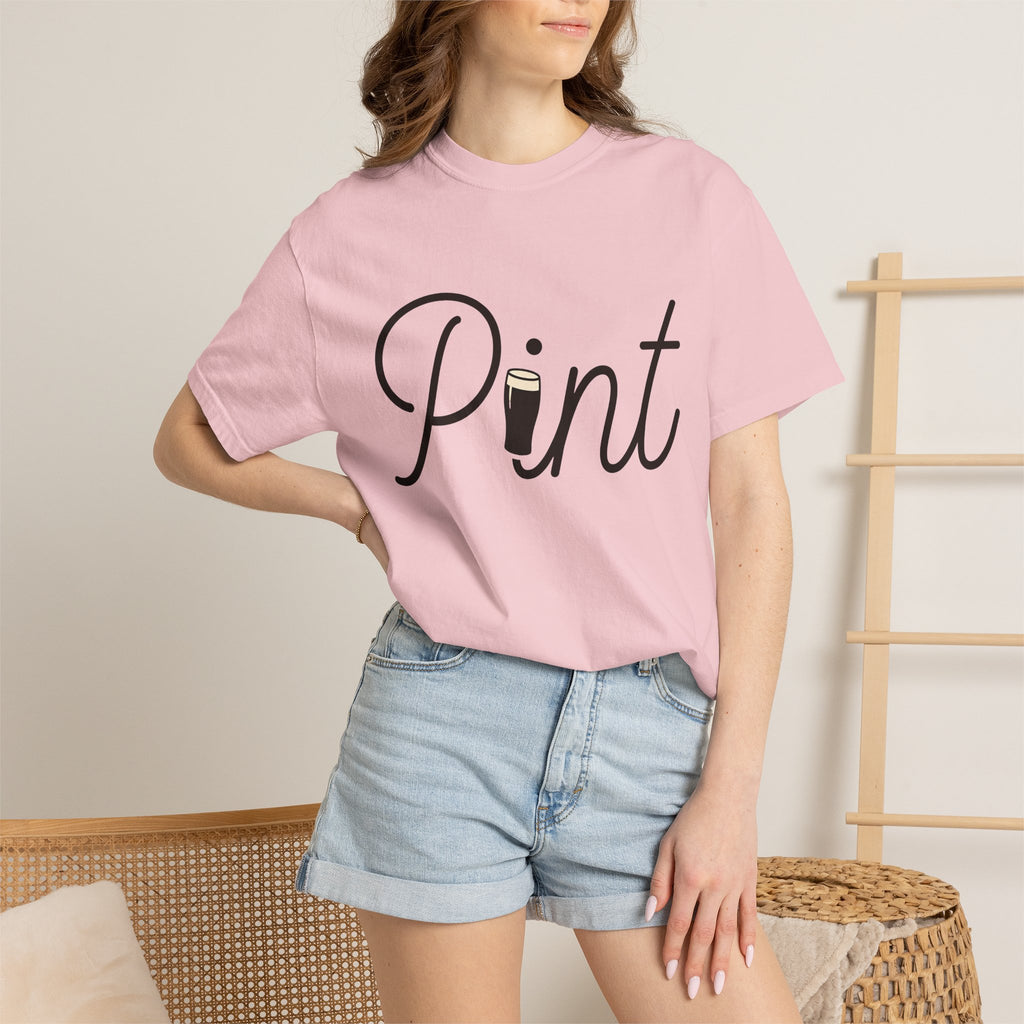 Beer Mug Shirt St Patrick's Day Booze Gift Women Flat Tee Pint Glass T-Shirt Irish Fan Beer Mug Graphic Tshirt Classic Calligraphy Tshirt