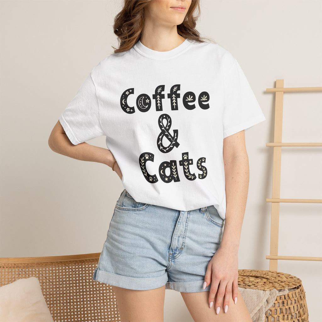 Coffee Cat Shirt Coffee Pet Gift Women Boho Tee Kitty Cat T-Shirt Coffee Fan Feline Graphic Tshirt Whimsical Paw Print Tshirt