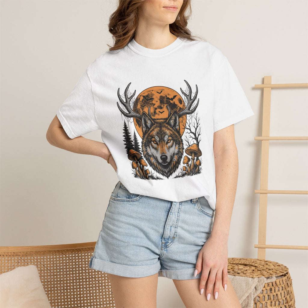 Wolf Moon Shirt Animals Nature Gift Women Gothic Tee Lunar T-Shirt Wildlife Fan Dark Tshirt Environment Graphic Vintage Mushrooms Tshirt