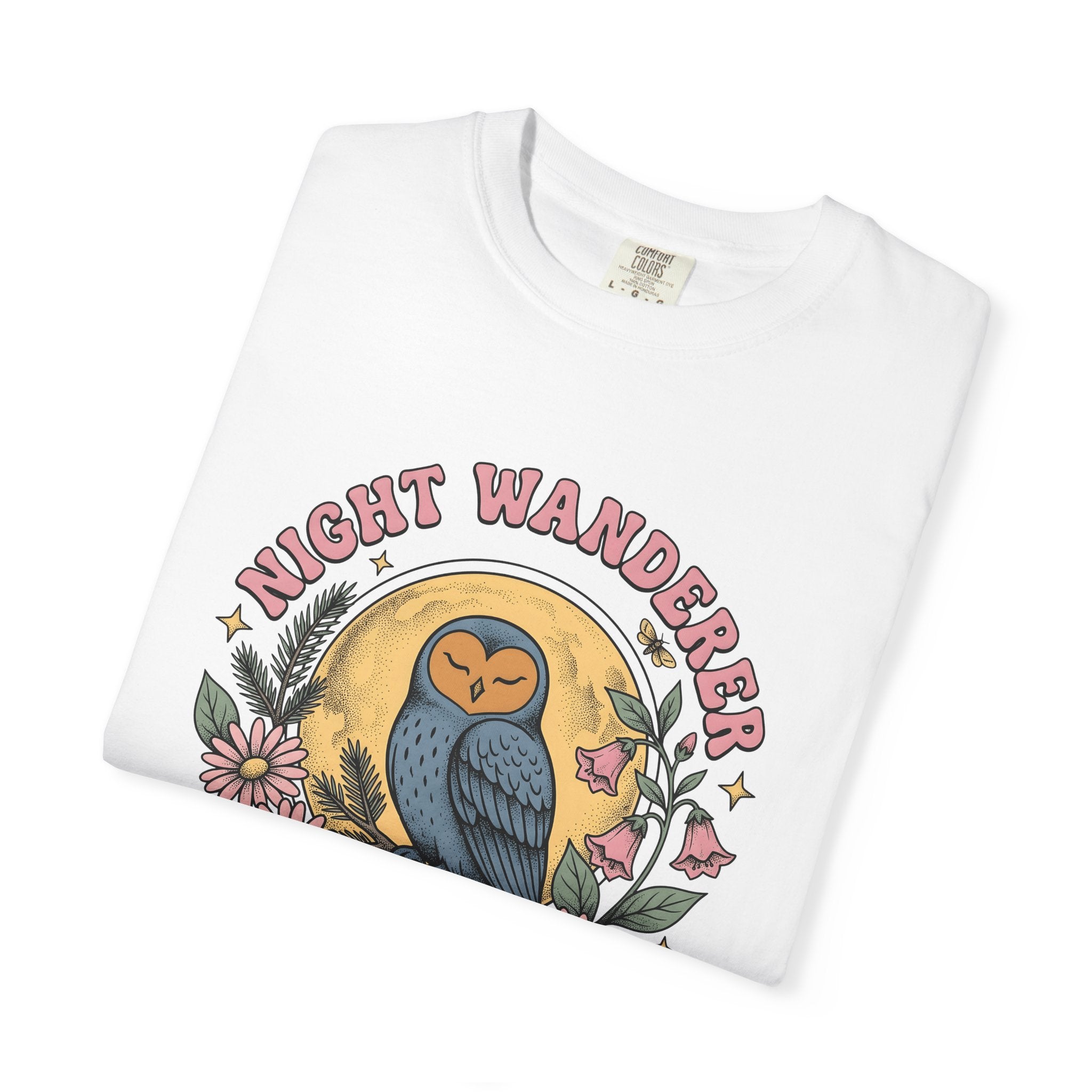 Owl Night Shirt Boho Chic Wilderness Gift Women Classic Tee Owl T-Shirt Hippie Fan Retro Tshirt Nature Graphic Doodle Garden Blooms Tshirt