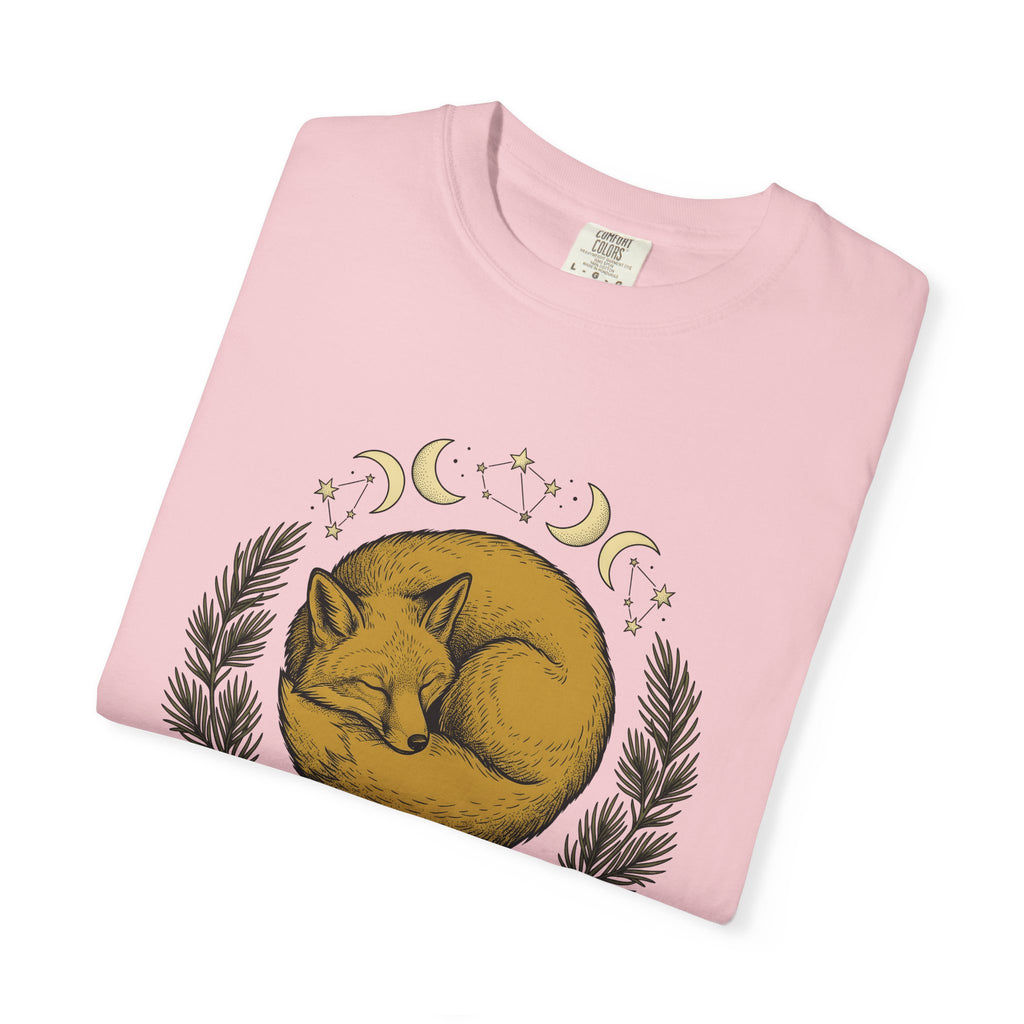 Curled Fox Shirt Boho Chic Outdoors Gift Women Tribal Tee Fox T-Shirt Bohemian Fan Primitive Tshirt Wilderness Graphic Line Art Moon Phases