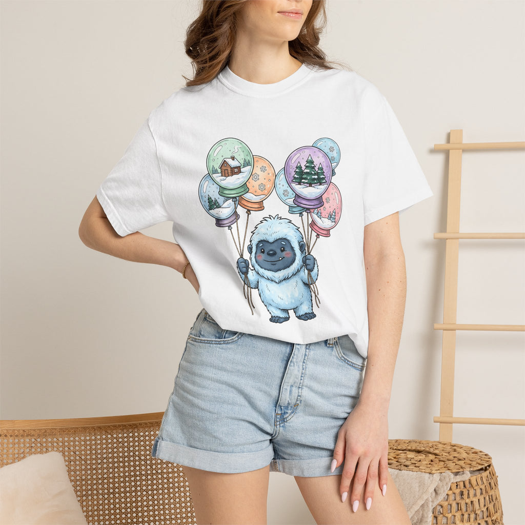 Bigfoot Snow Globe Shirt Cute Cold Gift Women Illustrated Tee Sasquatch T-Shirt Adorable Fan Illustrated Tshirt Frosty Graphic Line Art