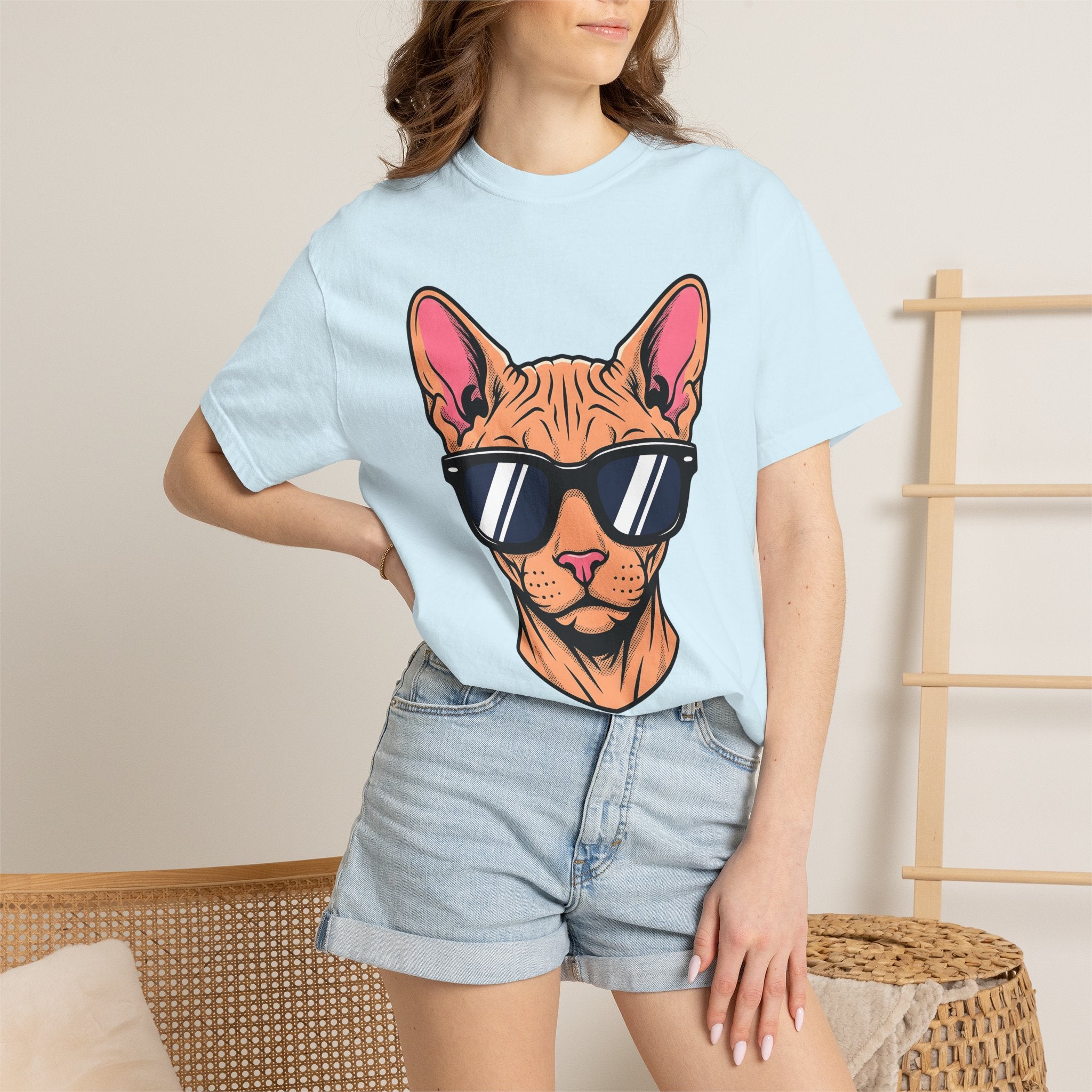Sphynx Feline Shirt Cat Creatures Gift Women Pop Art Tee Cat T-Shirt Cat Fan Fauvism Tshirt Beast Graphic Old School Sun Glasses Tshirt