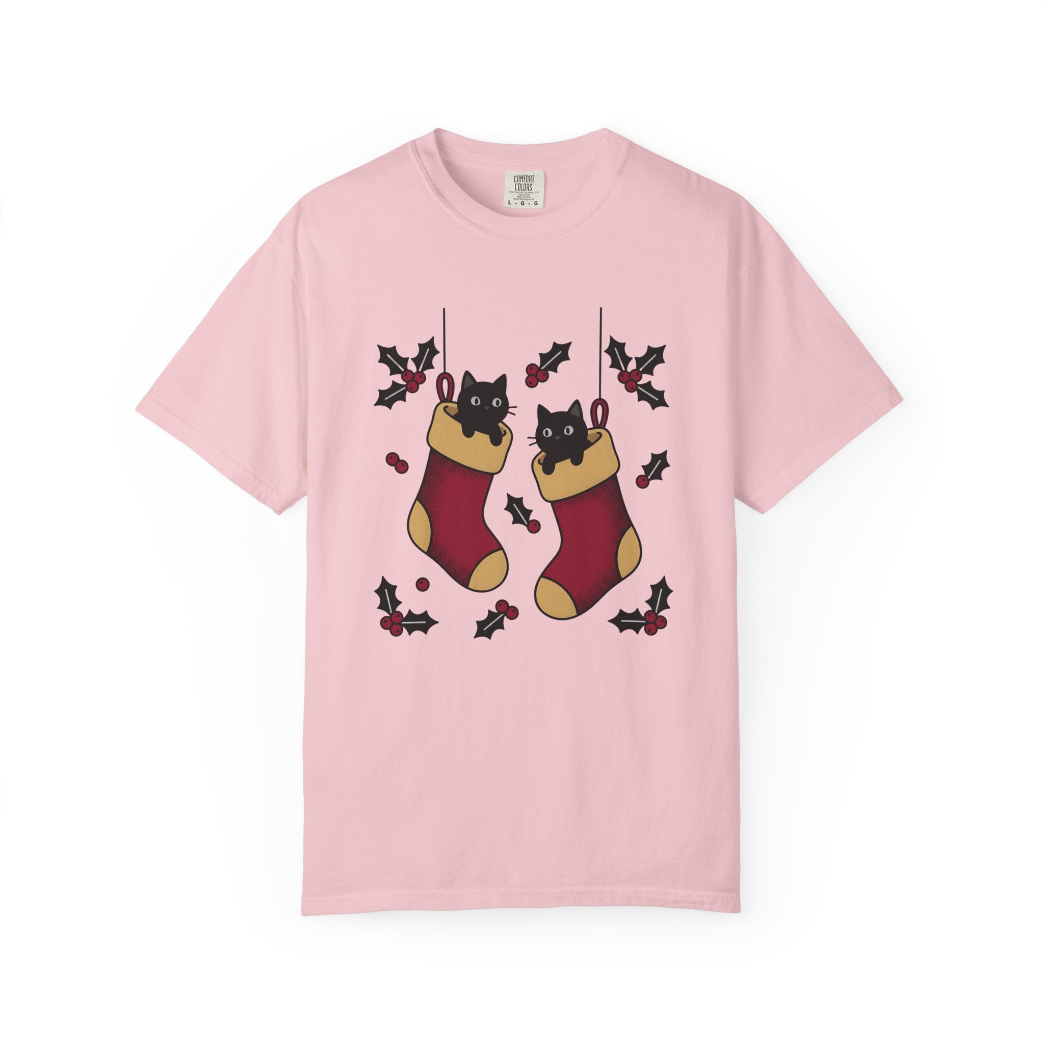 Black Cat Stocking Shirt Cat Holiday Gift Women Kawaii Tee Christmas Stocking T-Shirt Cat Fan Cute Tshirt Holiday Graphic Vintage Mistletoe