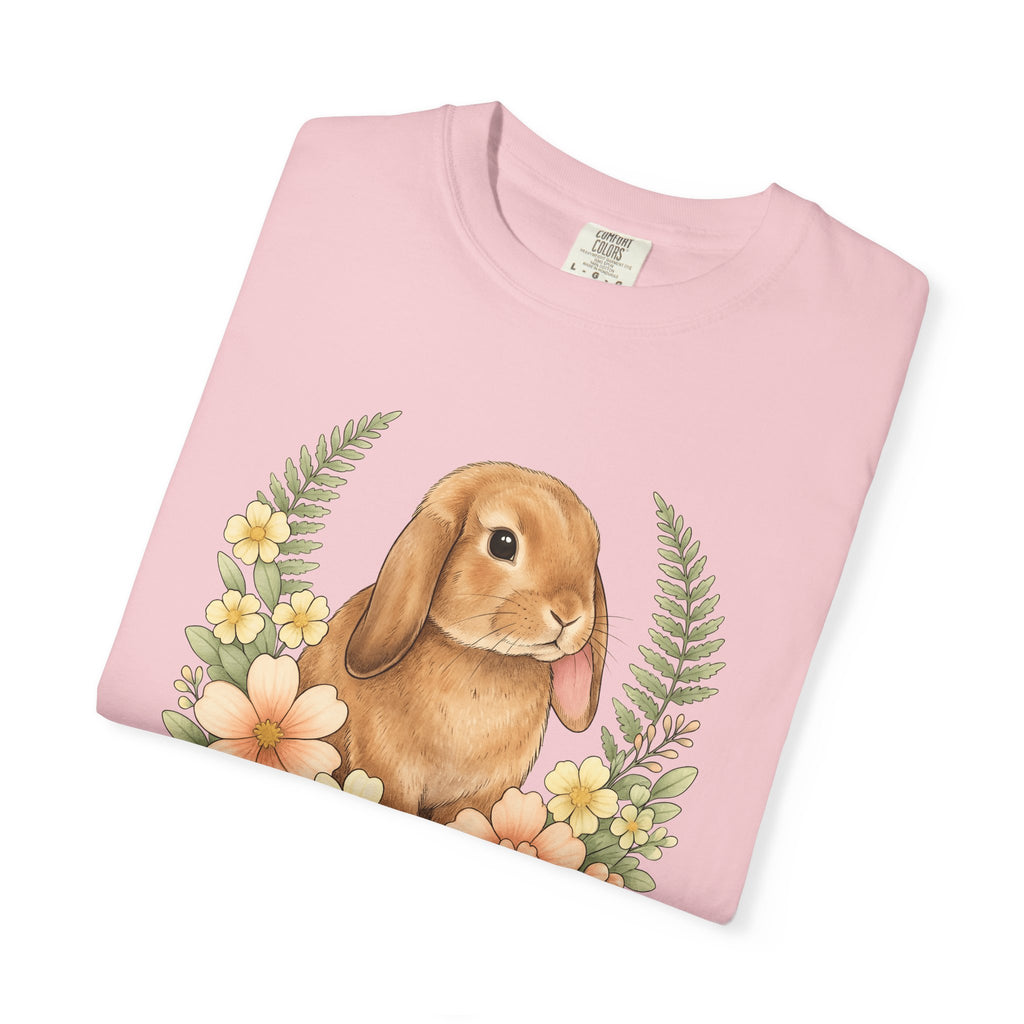 Hare Floral Shirt Easter Critter Gift Women Cartoon Tee Rabbit T-Shirt Easter Fan Bunny Tshirt Creature Graphic Rustic Garden Blooms Tshirt