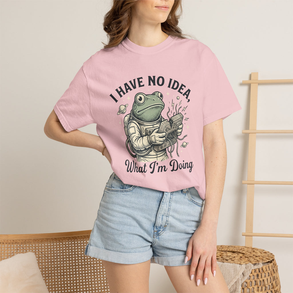 Astronaut Frog Shirt Funny Planets Gift Women Cartoon Tee Space Frog T-Shirt Comedy Fan Cartoonish Tshirt Galaxy Graphic Doodle