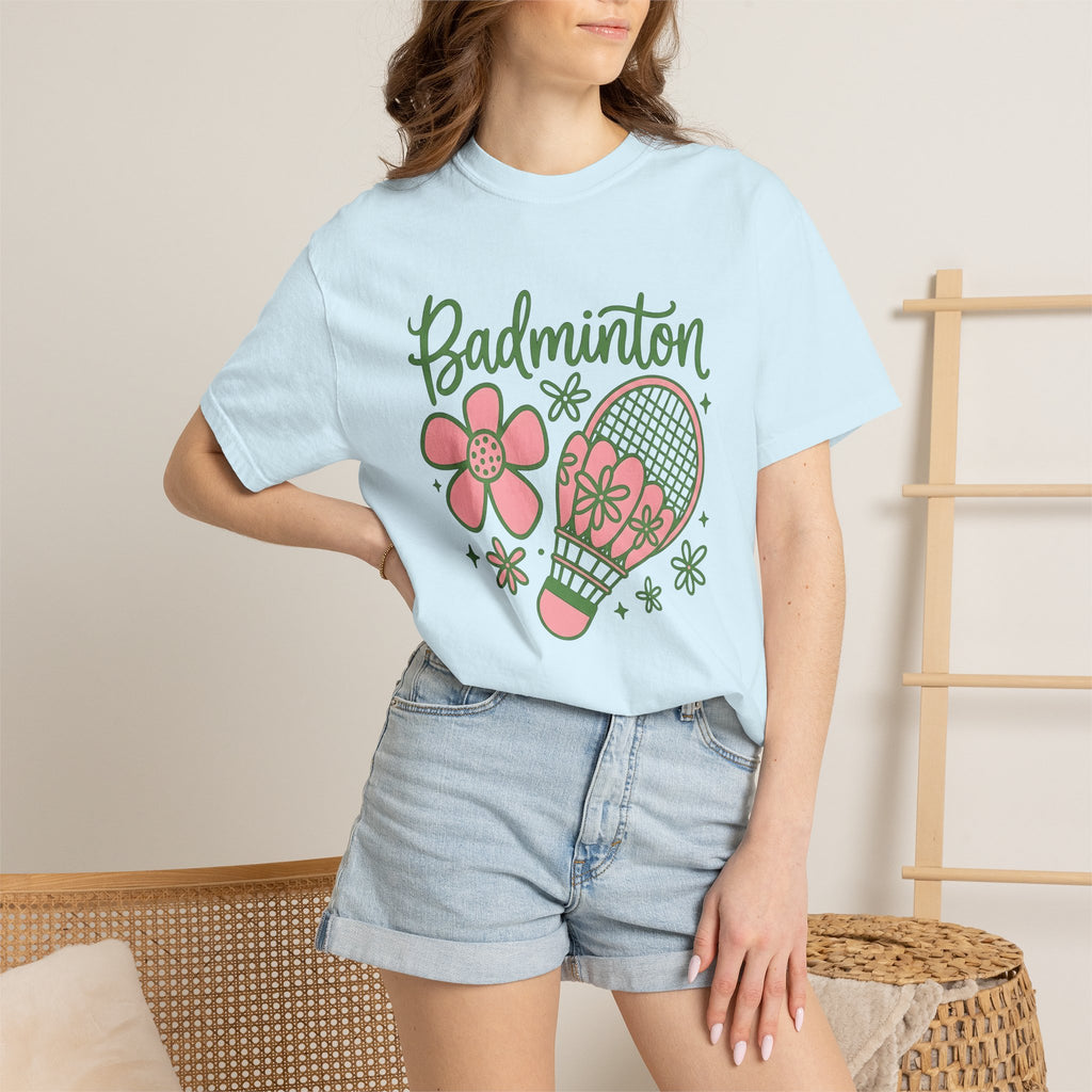 Badminton Racket Shirt Badminton Floral Gift Women Playful Tee Racket T-Shirt Badminton Enthusiast Fun Tshirt Botanical Graphic Retro Flower