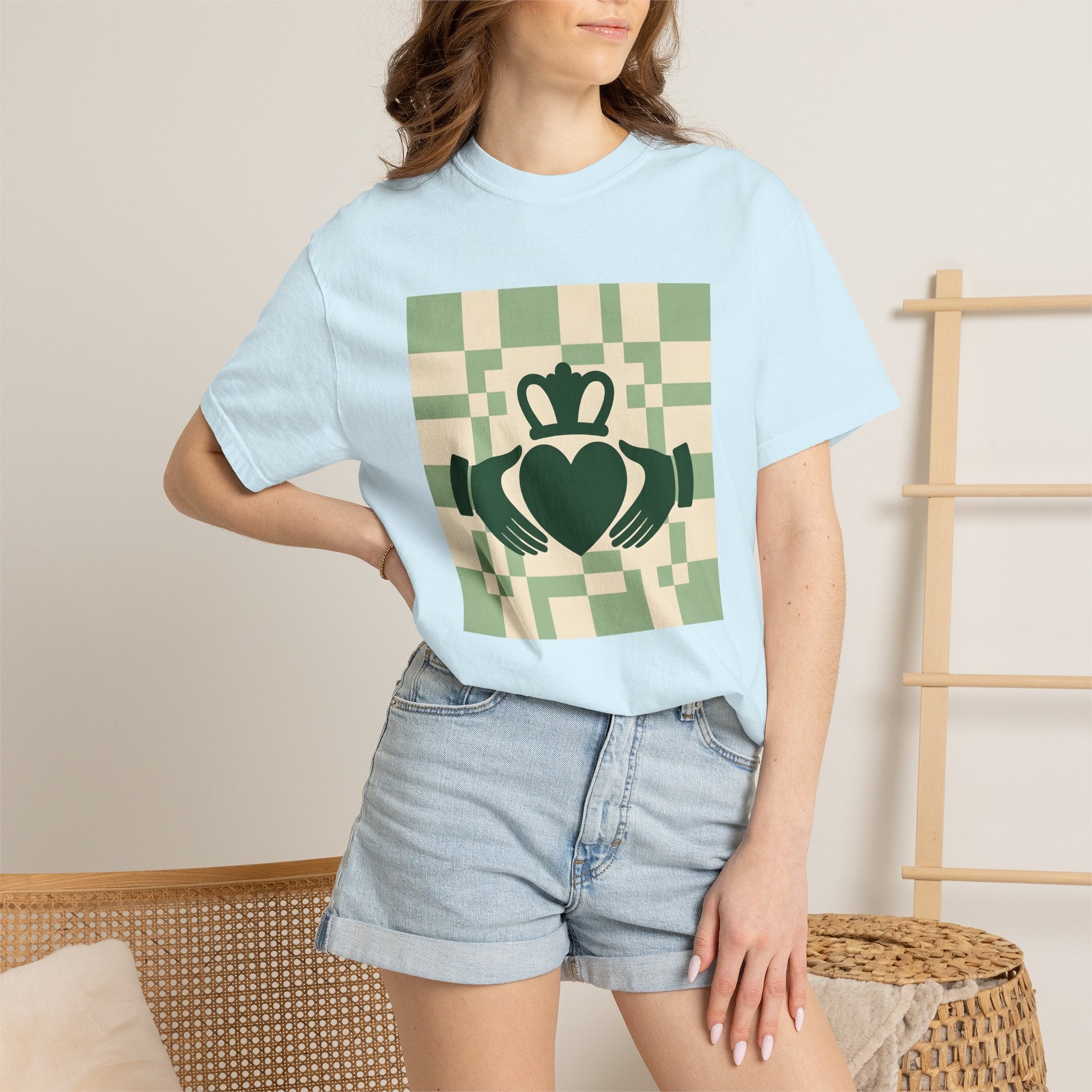 Claddagh Emblem Shirt St Patrick's Day Emerald Isle Gift Women Ethnic Tee Claddagh T-Shirt Irish Fan Celtic Tshirt Ireland Graphic Line Art