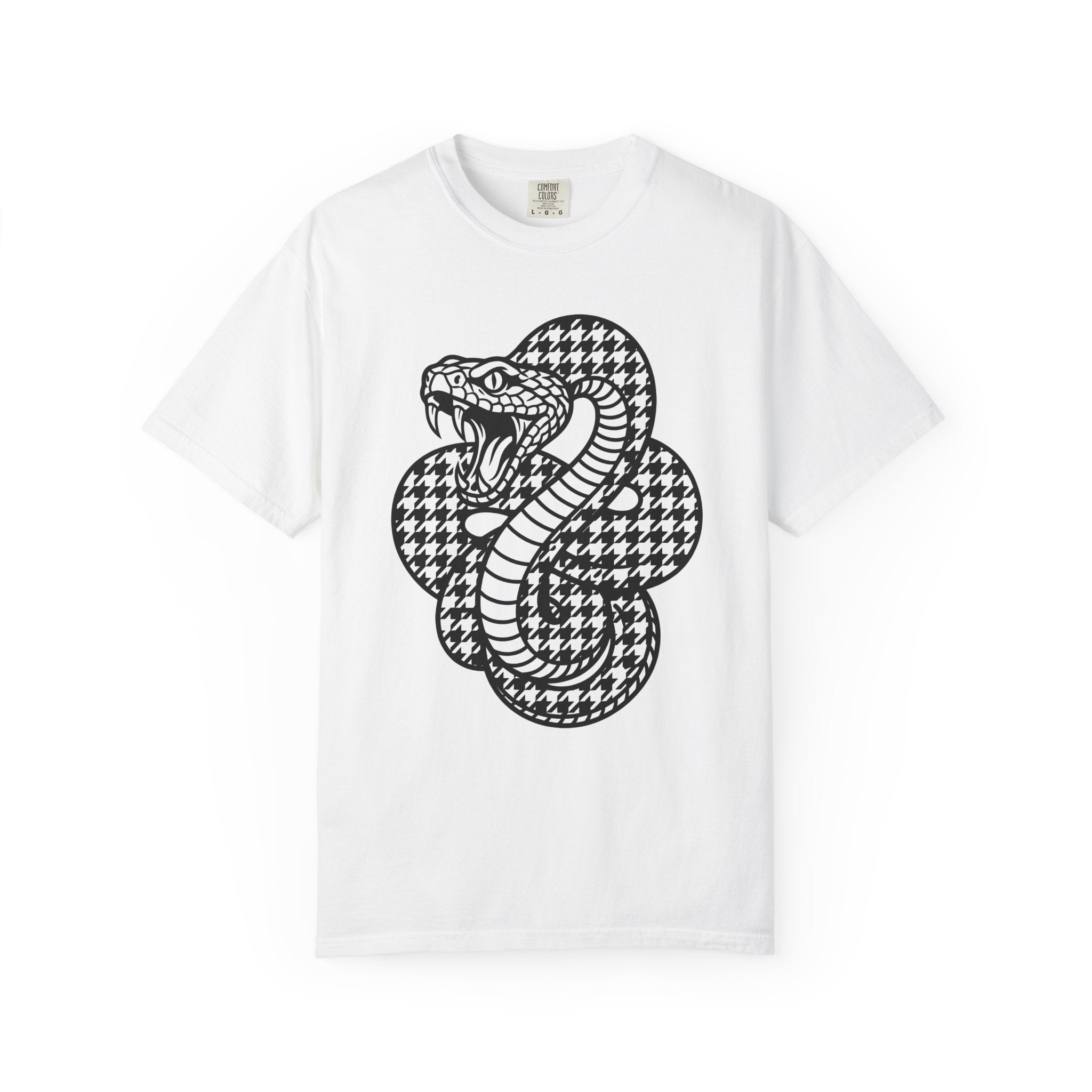 Snake Illustration Shirt Boho Chic Creatures Gift Women Colorful Tee Serpent T-Shirt Bohemian Fan Vibrant Tshirt Wildlife Graphic Clean
