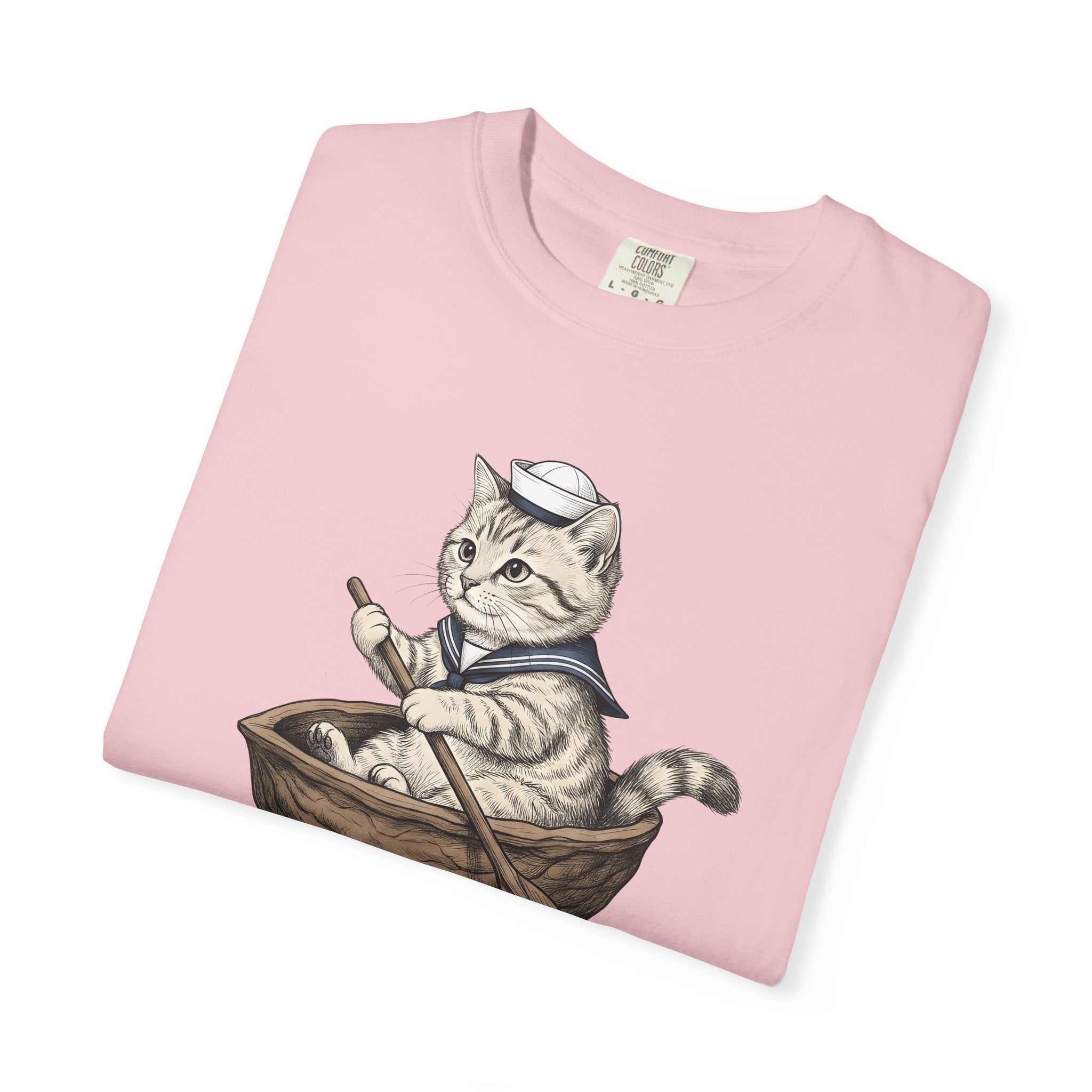 Pirate Cat Shirt Cat Joke Gift Women Classic Tee Swashbuckler T-Shirt Kitty Fan Feline Tshirt Pun Graphic Doodle Vessel Tshirt