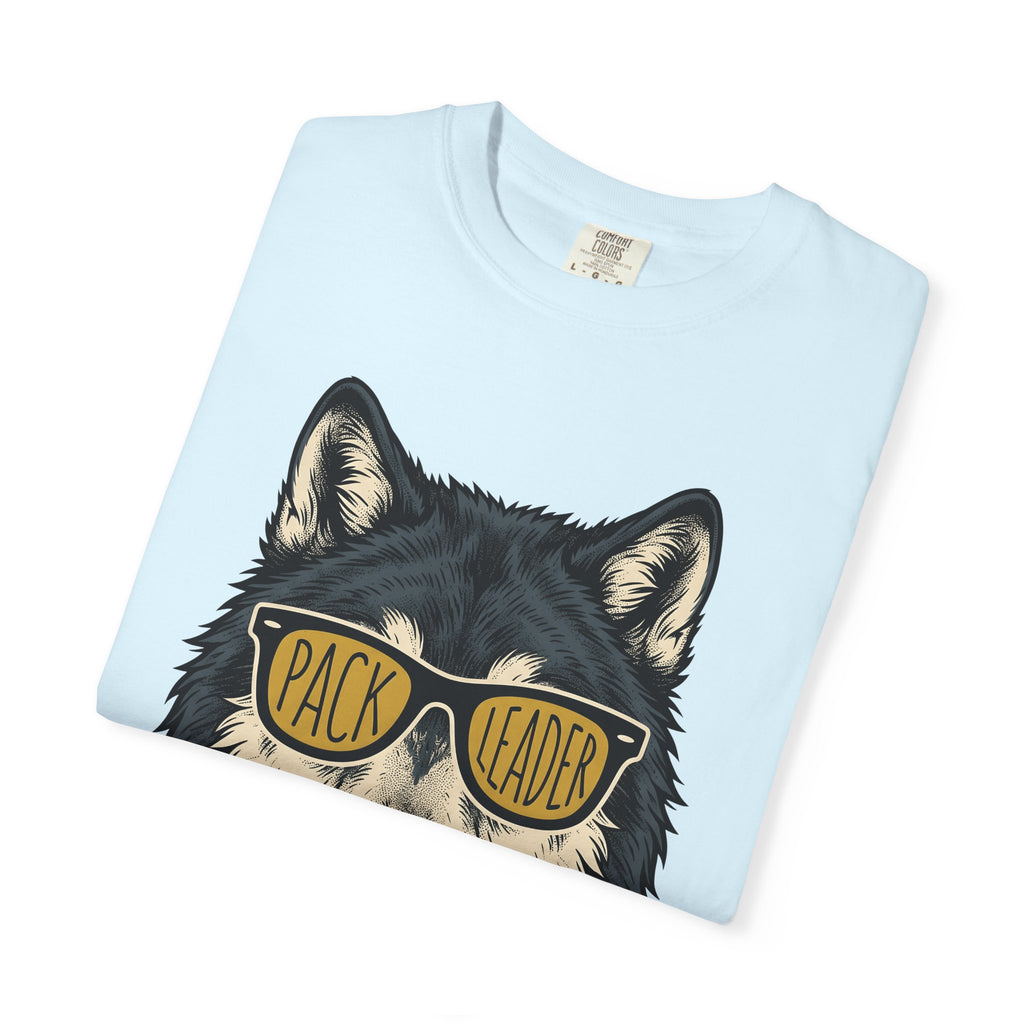 Wolf Sunglasses Shirt Mom Animal Gift Women Hand Drawn Tee Cool Wolf T-Shirt Mom Fan Illustrated Tshirt Wildlife Graphic Vintage Glasses