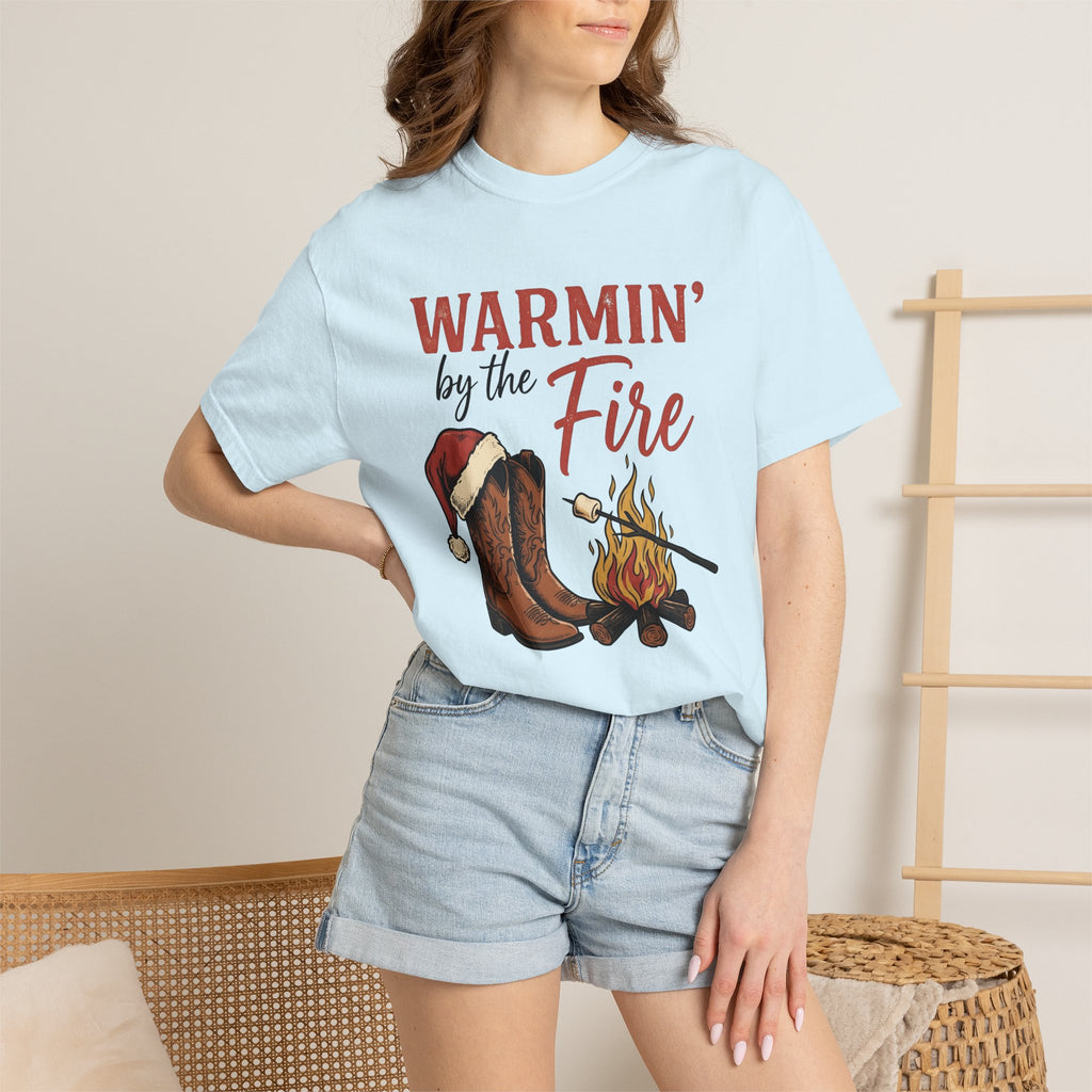 Cowgirl Boots Shirt Christmas Ranch Gift Women Antique Tee Boots T-Shirt Christmas Fan Vintage Tshirt Farm Graphic Line Art Bonfire Tshirt