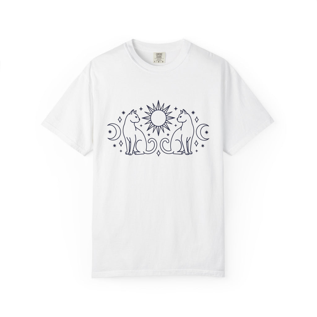 Magical Cats Shirt Cat Astrology Gift Women Outline Tee Kitties T-Shirt Cat Fan Feline Tshirt Zodiac Graphic Clean Crescent Moon Tshirt
