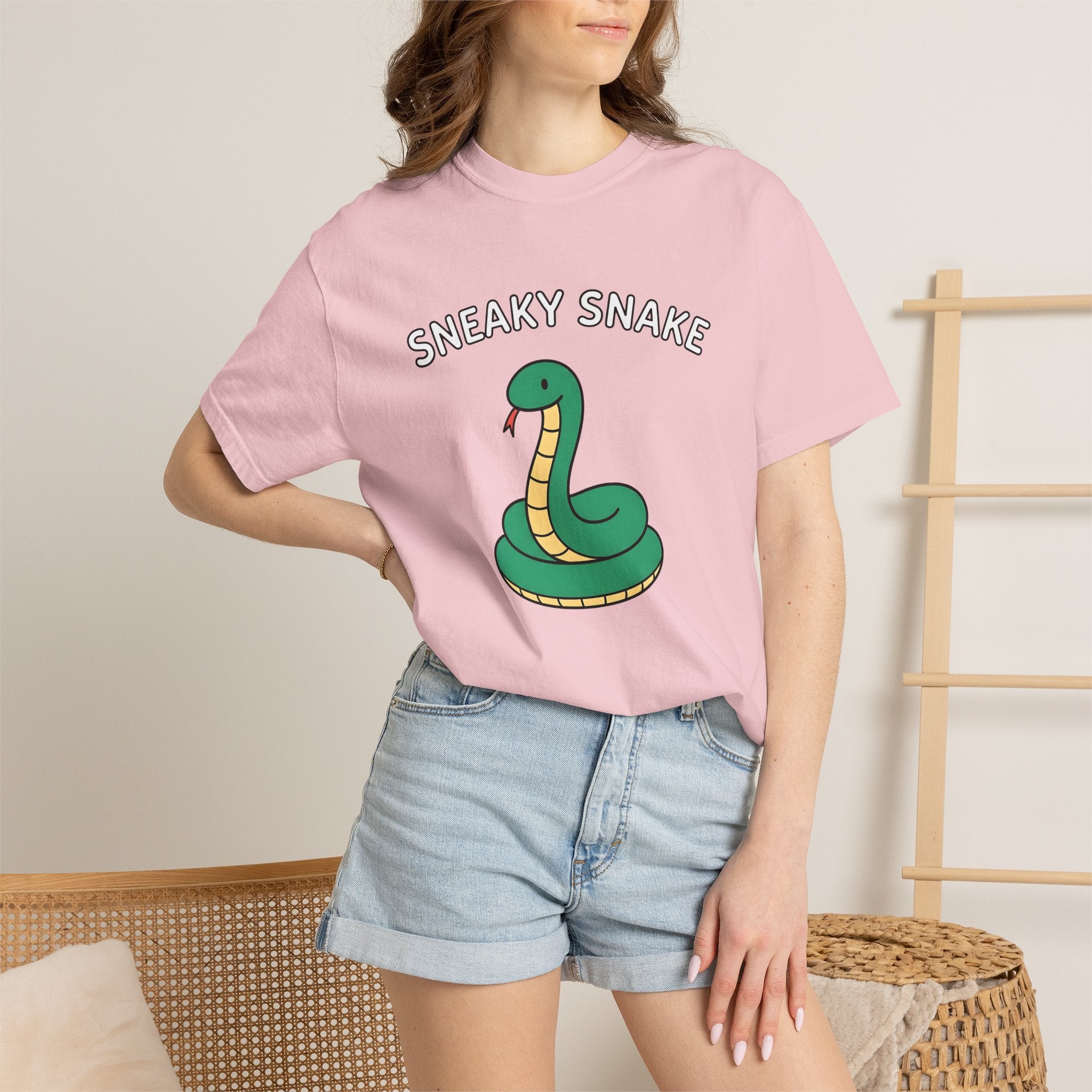 Cute Snake Shirt Funny Pets Gift Women Charming Tee Serpent T-Shirt Humor Fan Reptile Graphic Tshirt Basic Forked Tongue Tshirt