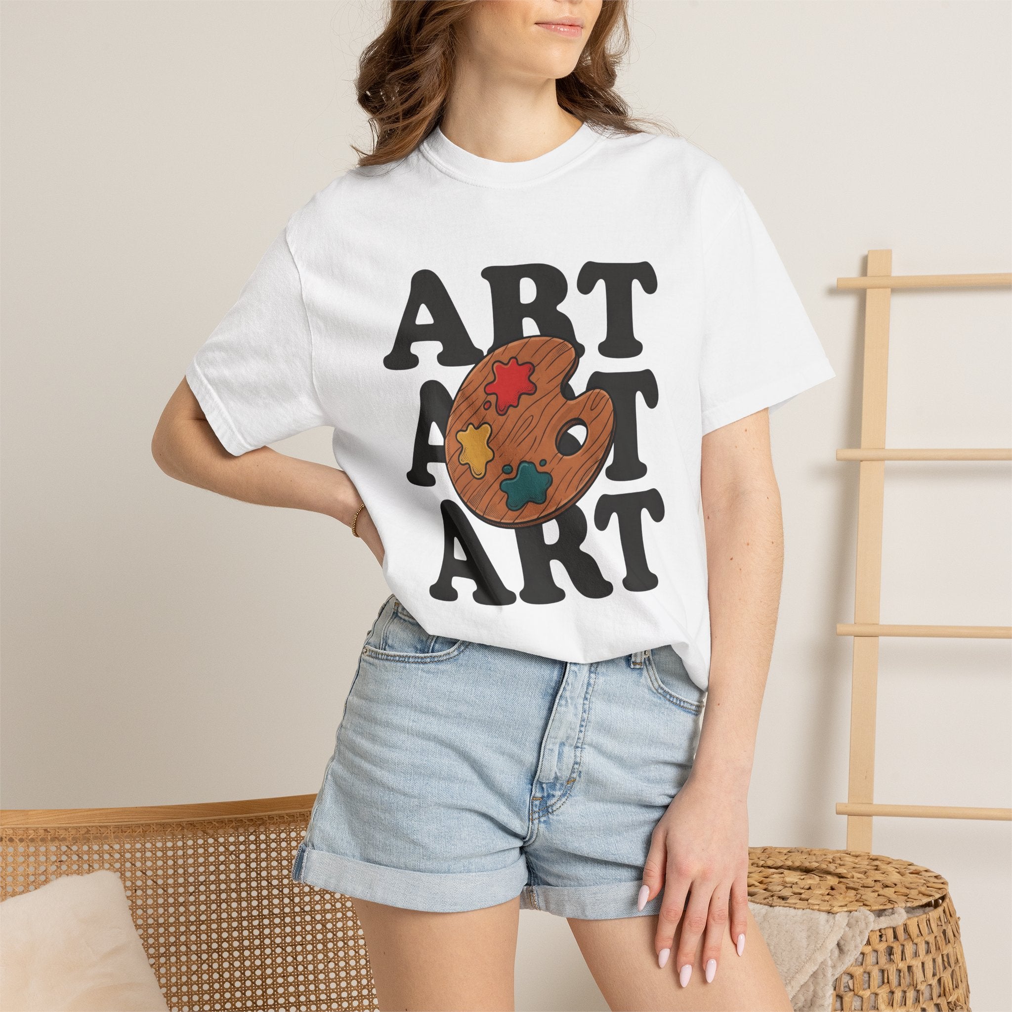 Paint Palette Shirt Art Teacher Creative Gift Women Bold Graphic Tee Palette T-Shirt Artistic Enthusiast Graphic Tshirt Imaginative Graphic