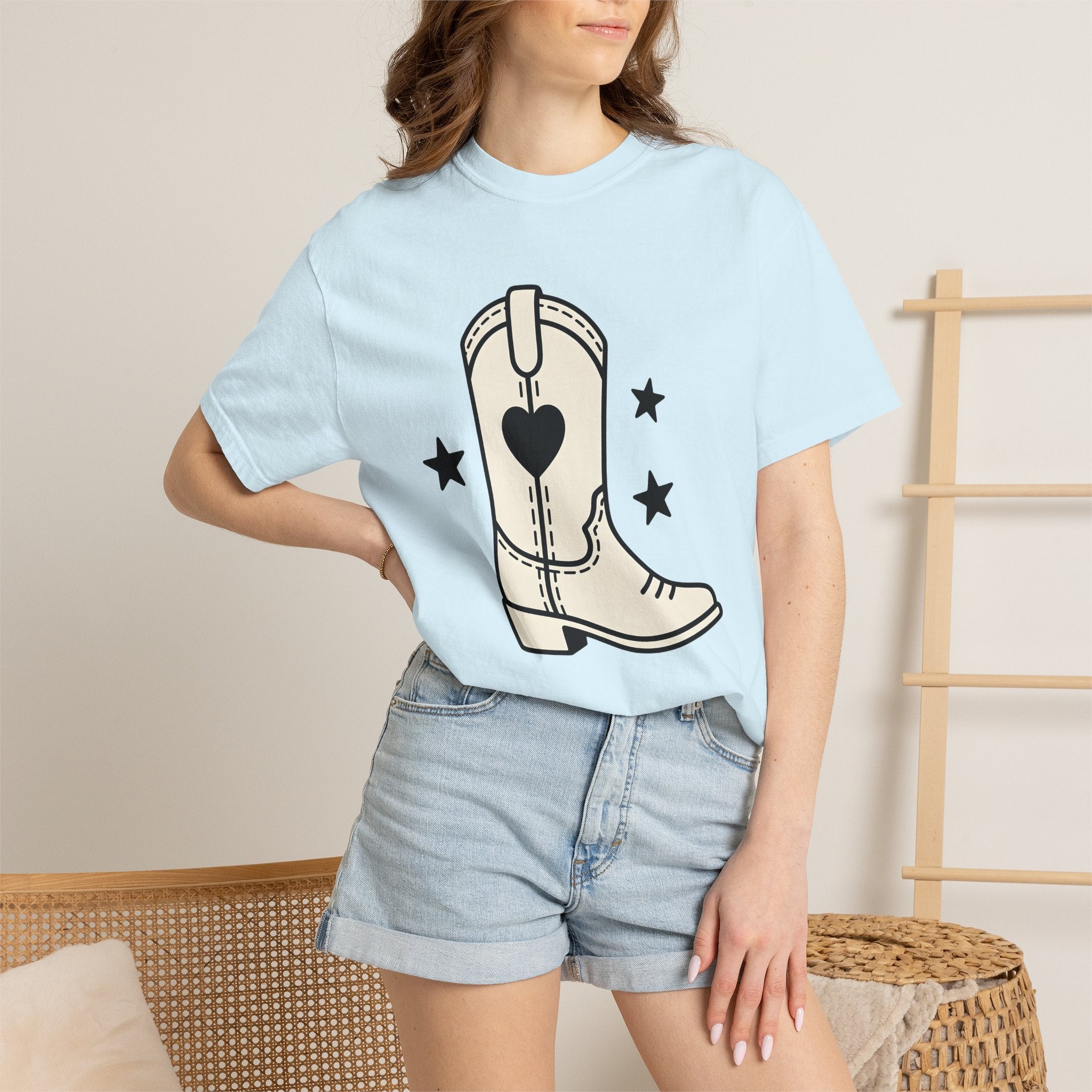 Western Boot Shirt Cowgirl Ranch Gift Women Vintage Tee Cowboy Boot T-Shirt Rodeo Fan Cowboy Boot Tshirt Farm Graphic Line Art Star Shapes