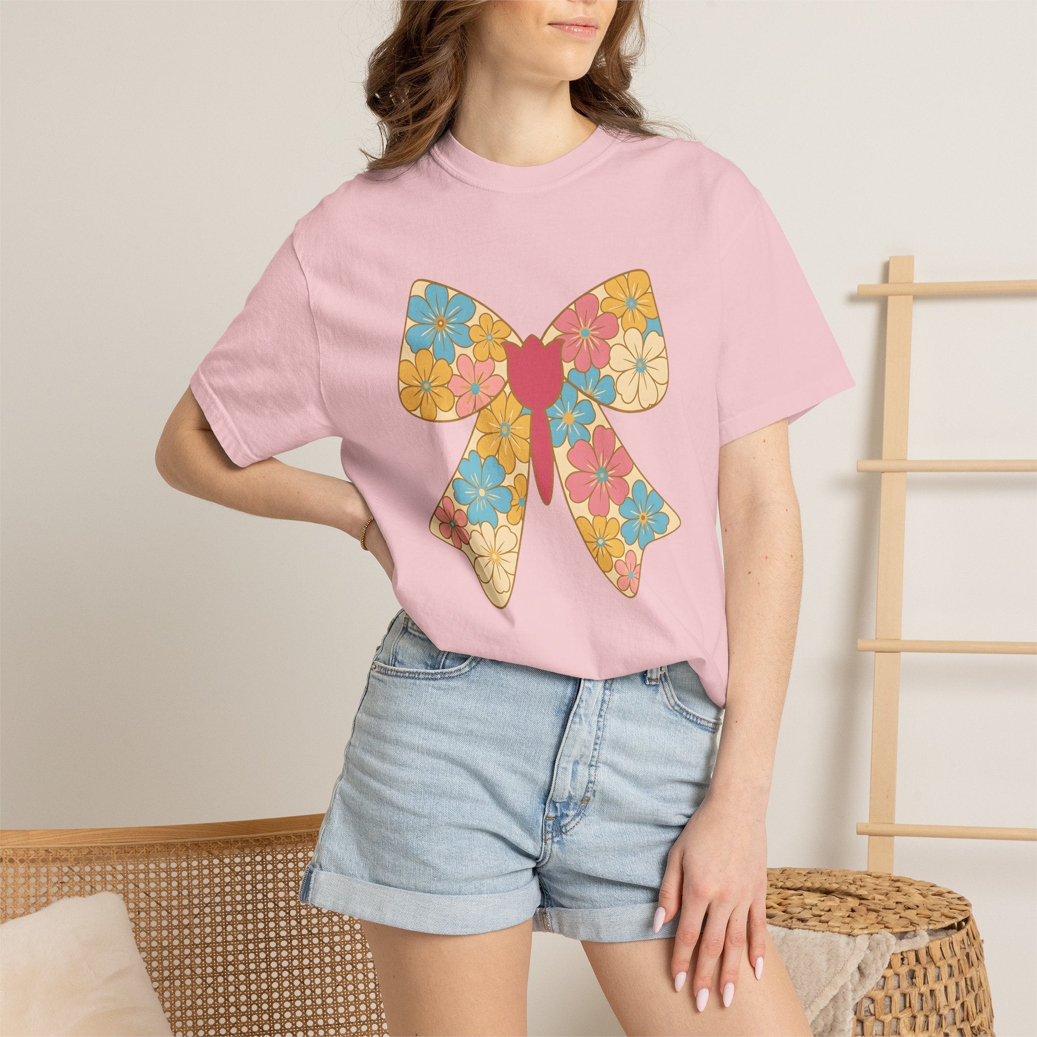 Petal Bow Shirt Easter Flora Gift Women Light Shades Tee Floral Bow T-Shirt Easter Fan Floral Design Easter Tshirt Old Style Iris Tshirt