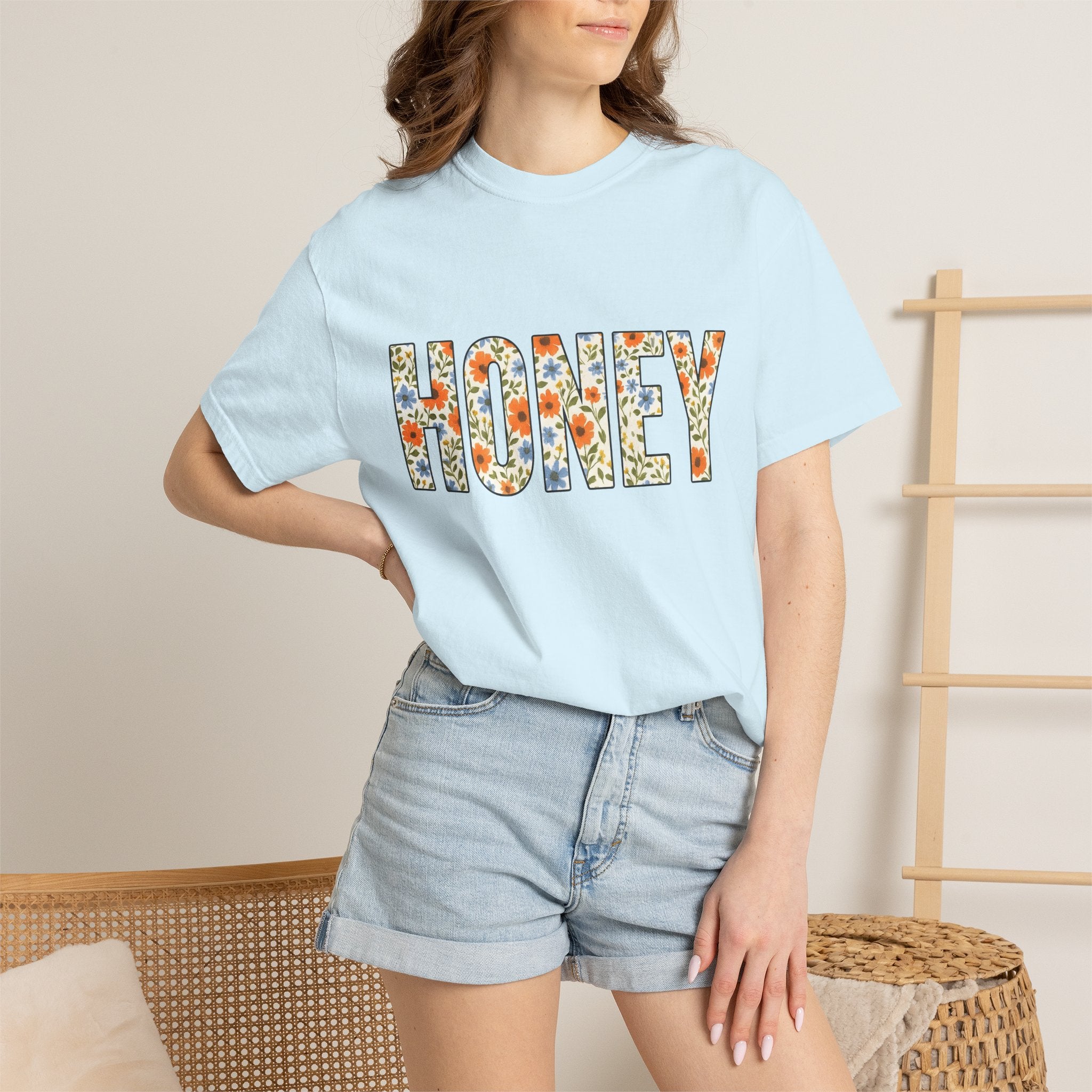 Floral Text Shirt Moms Floral Gift Women Boho Tee Typography T-Shirt Motherhood Enthusiast Bohemian Tshirt Floral Graphic Retro Flowers