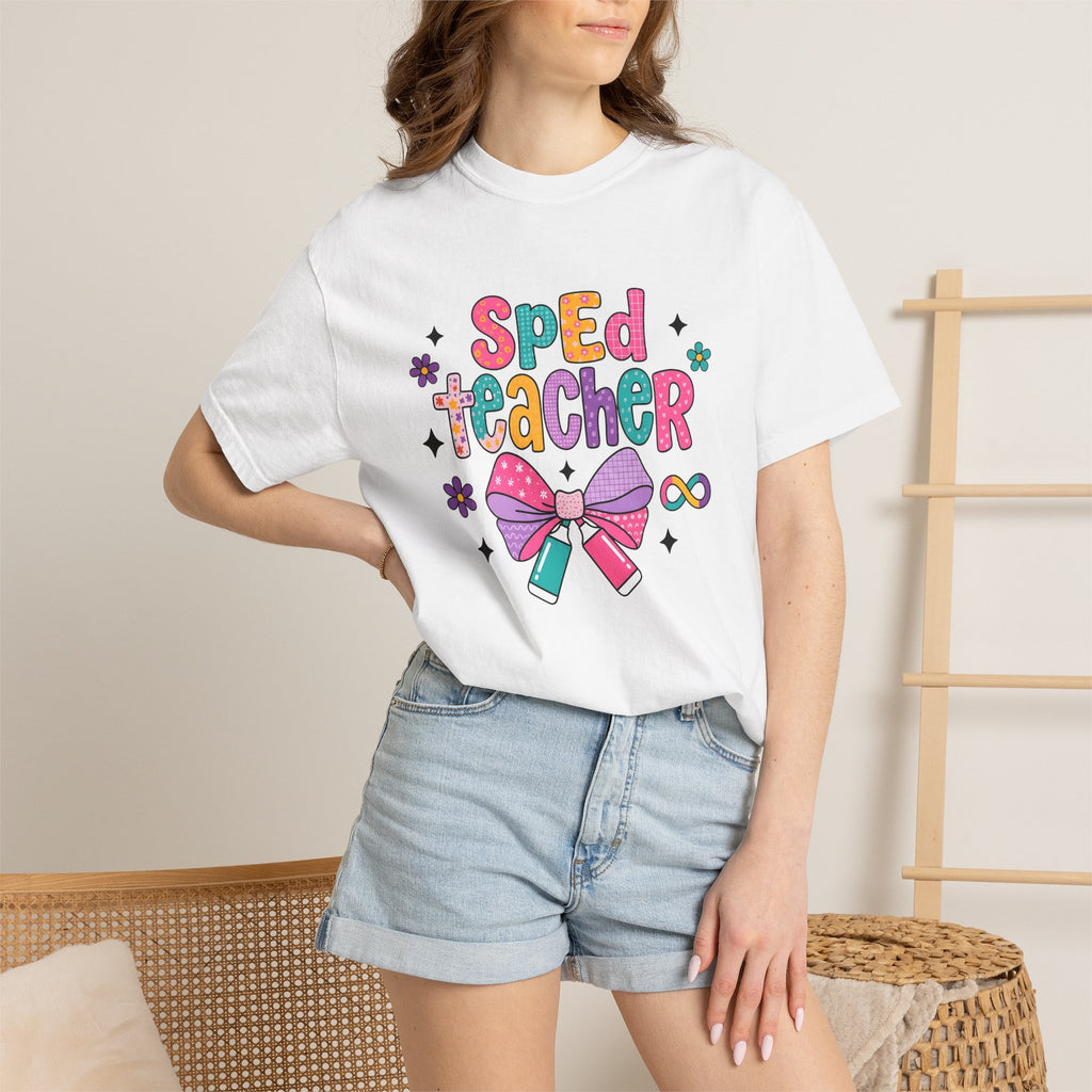Ribbon Tag Shirt Teacher Classroom Gift Women Fun Illustration Tee Label T-Shirt Educator Enthusiast Illustrated Design School Graphic