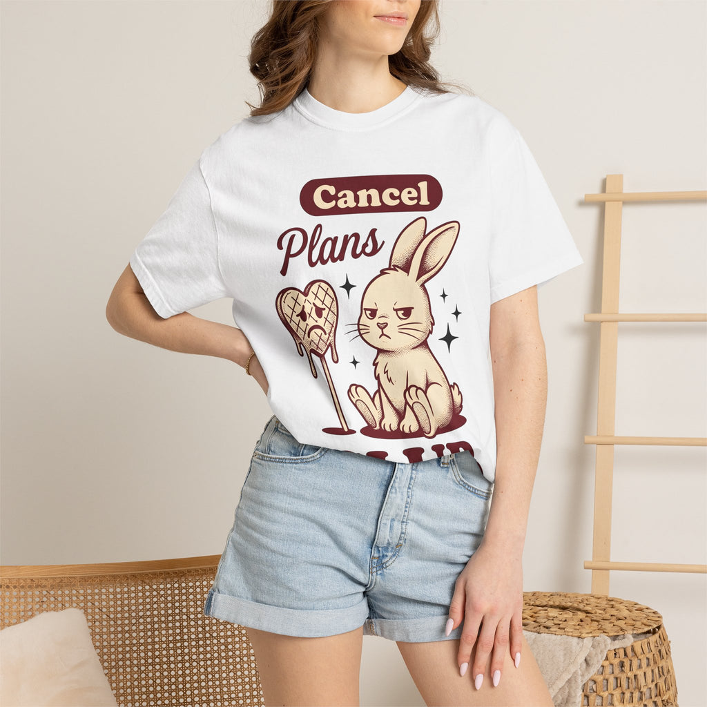 Upset Hare Shirt Valentine's Day Reclusive Gift Women Line Art Tee Rabbit T-Shirt Valentine Fan Illustrated Tshirt Hermit Graphic Distressed