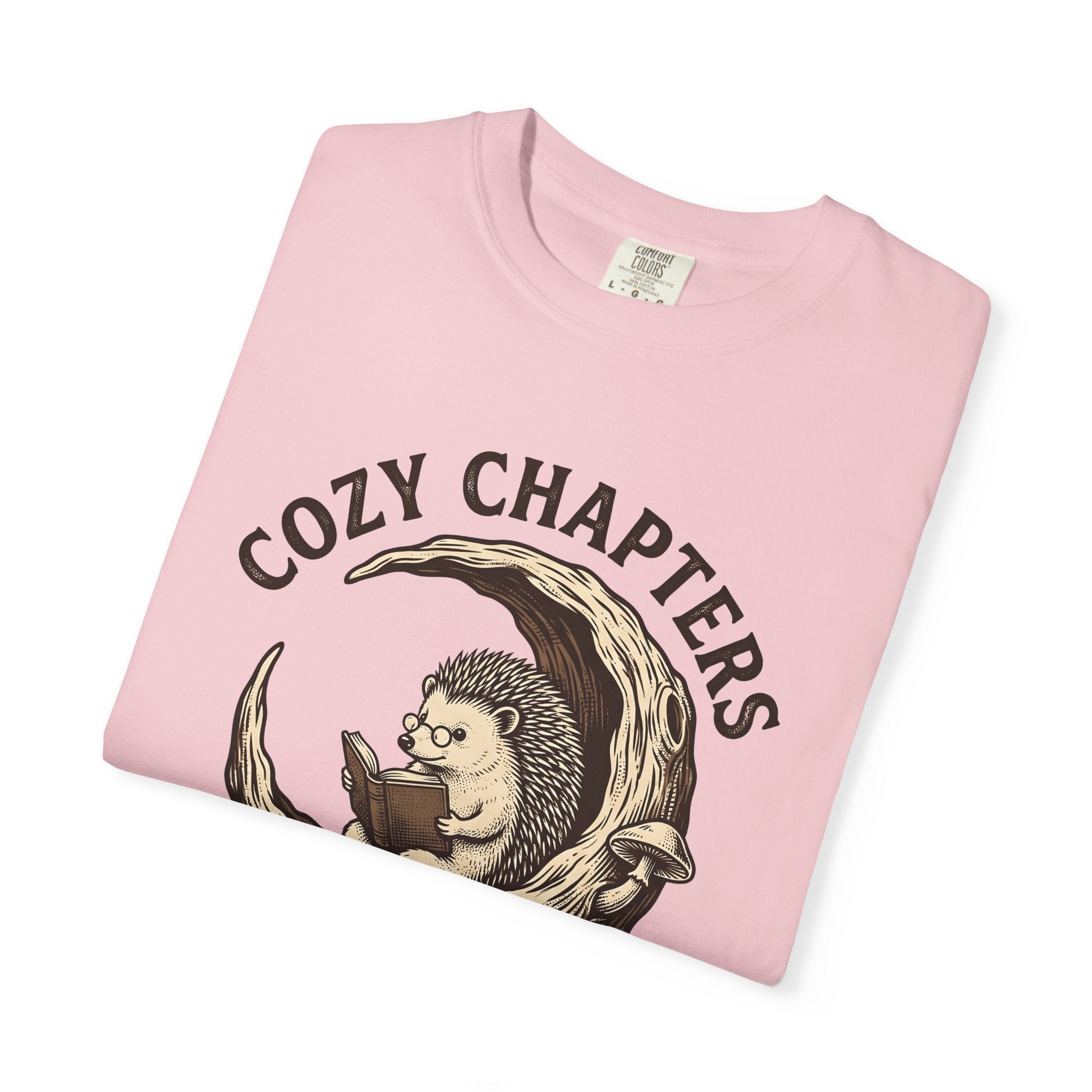 Hedgehog Book Shirt Cozy Reading Gift Women Classic Tee Bookworm T-Shirt Homey Fan Vintage Tshirt Literary Graphic Doodle Lunar Tshirt