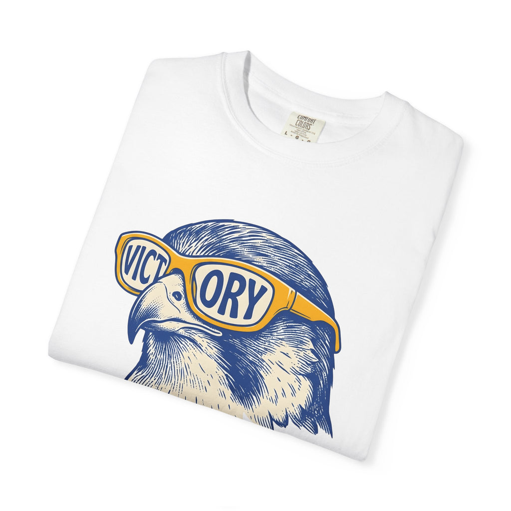 Eagle Shades Shirt Funny Wildlife Gift Women Retro Tee Sunglasses T-Shirt Humor Fan Vintage Tshirt Animal Graphic Sketch Eyewear Tshirt