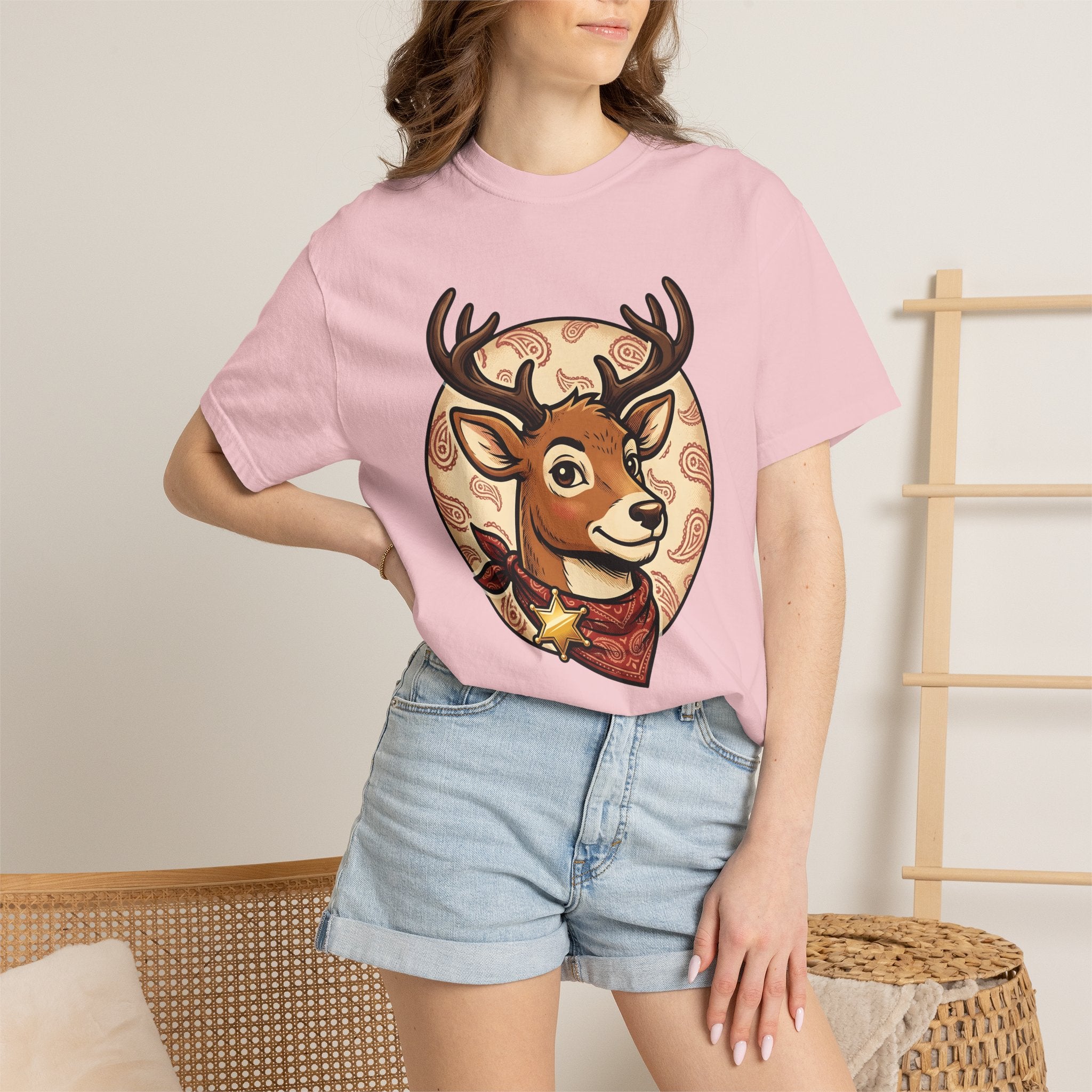 Elk Marshal Shirt Christmas Cowboy Gift Women Comic Tee Wapiti T-Shirt Christmas Fan Comic Tshirt Rodeo Graphic Retro Scarf Tshirt