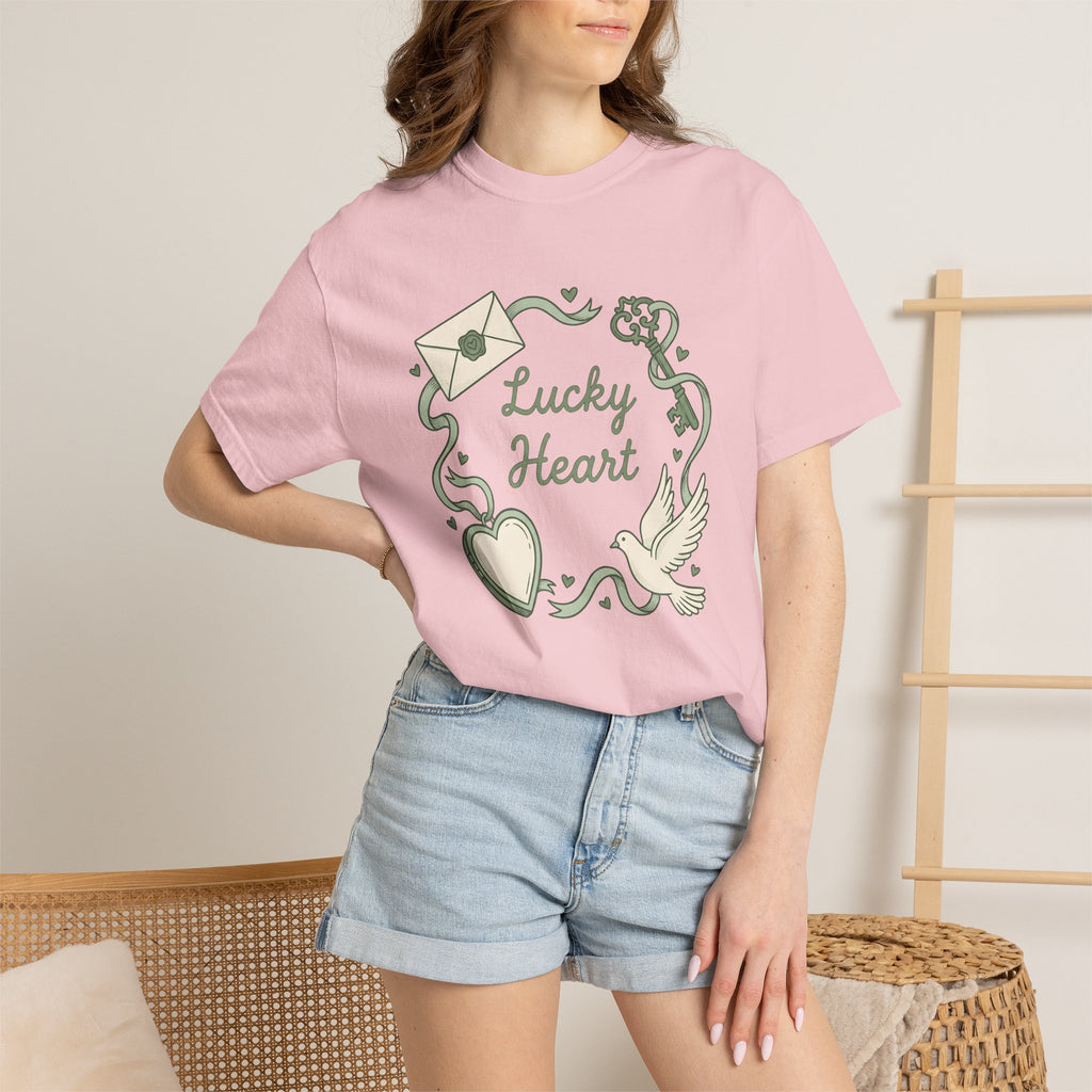 Heart Lock Bird Design Shirt St Patrick's Day Romance Gift Women Retro Tee Lock T-Shirt Shamrock Fan Vintage Tshirt Love Graphic Sketch