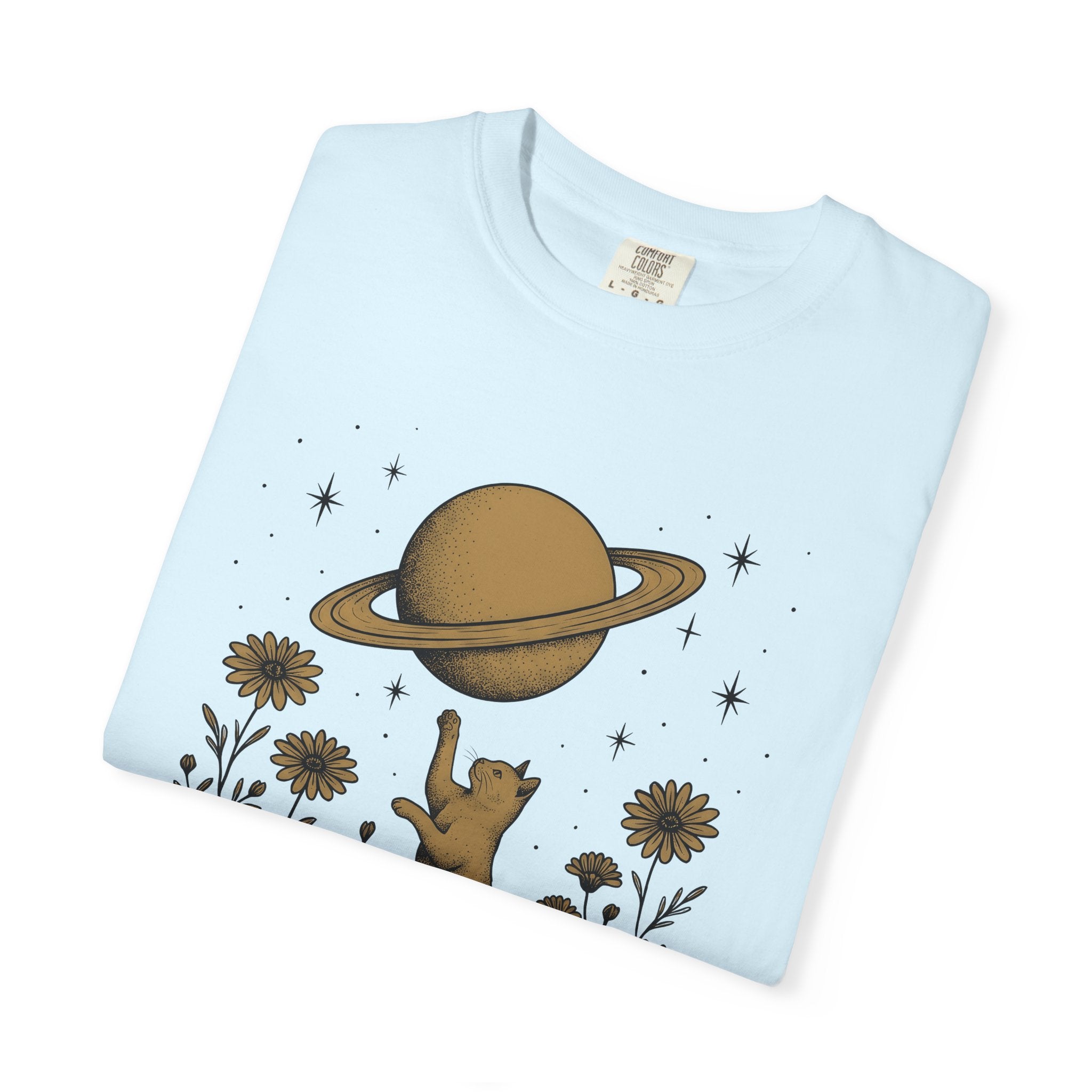 Kitten Galaxy Shirt Cat Astrology Gift Women Hippie Tee Galaxy T-Shirt Cat Fan Cosmic Tshirt Zodiac Graphic Retro Blossoms Tshirt