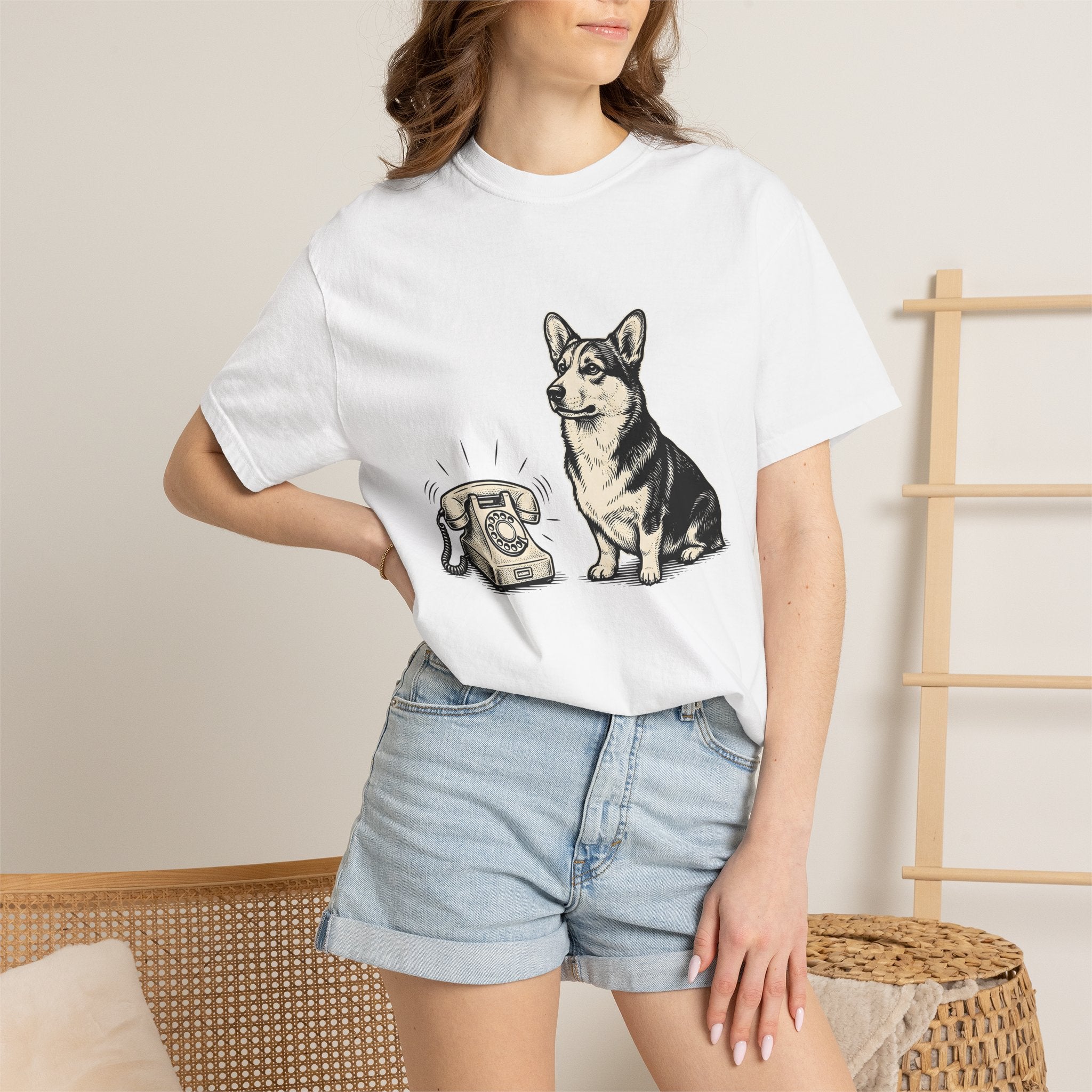 Corgi Pet Shirt Dog Comedy Gift Women Antique Tee Puppy T-Shirt Dog Fan Retro Tshirt Humor Graphic Doodle Vintage Telephone Tshirt