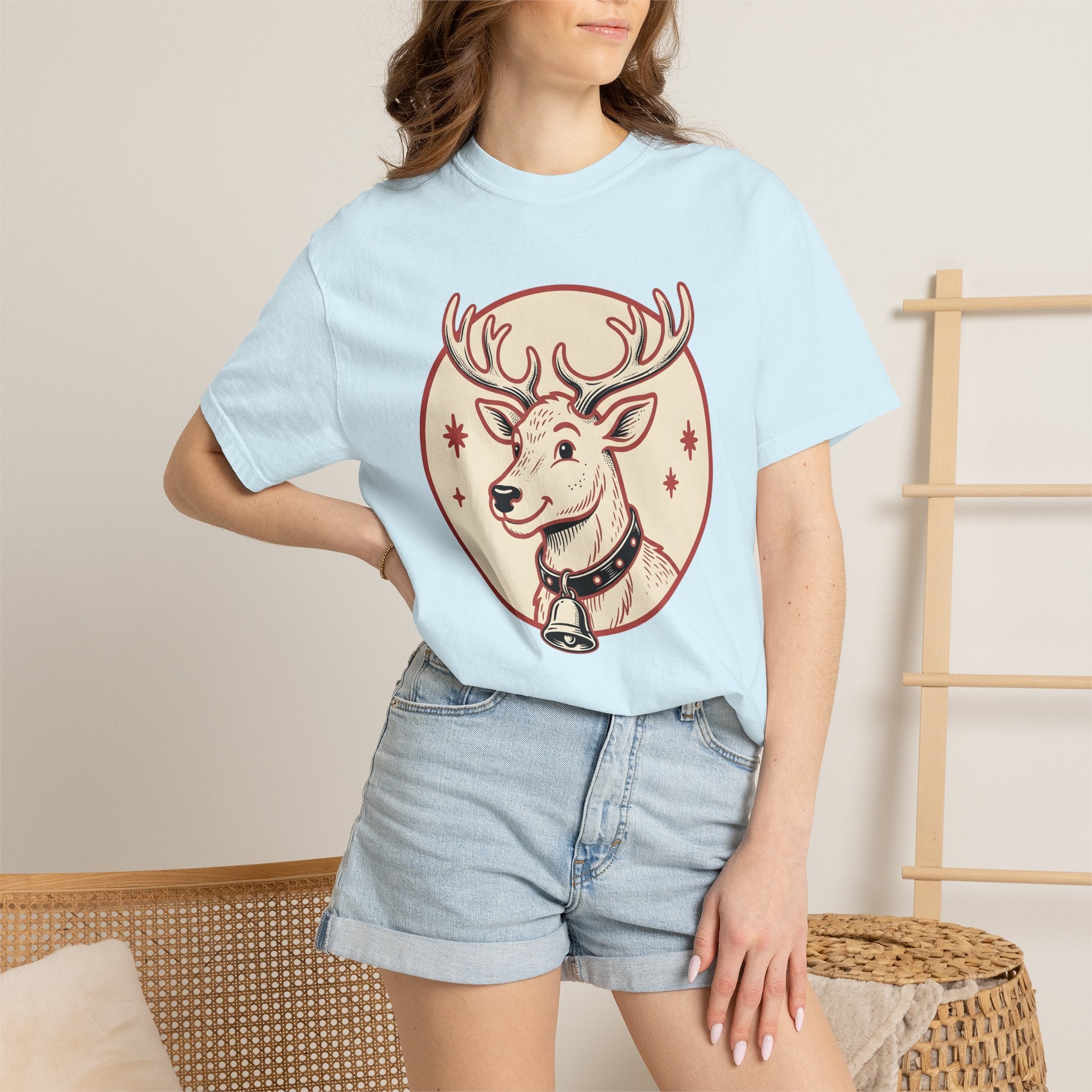 Reindeer Illustration Shirt Christmas Wildlife Gift Women Retro Tee Caribou T-Shirt Xmas Fan Vintage Tshirt Animal Graphic Sketch Jingle