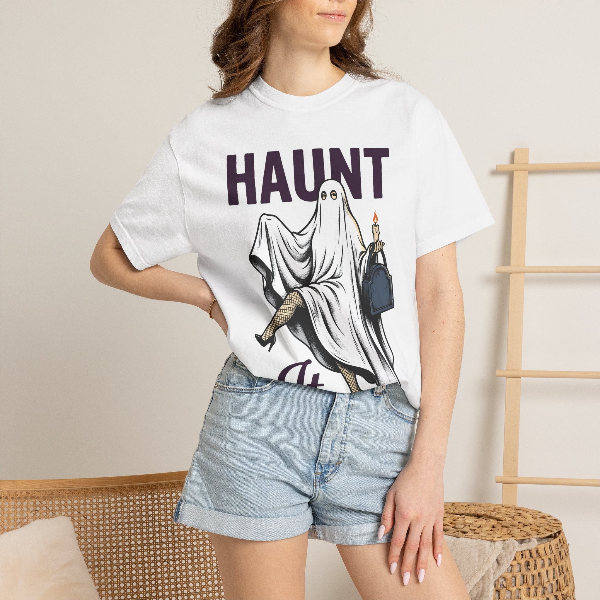 Ghost Dress Shirt Halloween Fright Gift Women Classic Tee Specter T-Shirt Vintage Tshirt Scary Graphic Outline Candlelight Tshirt