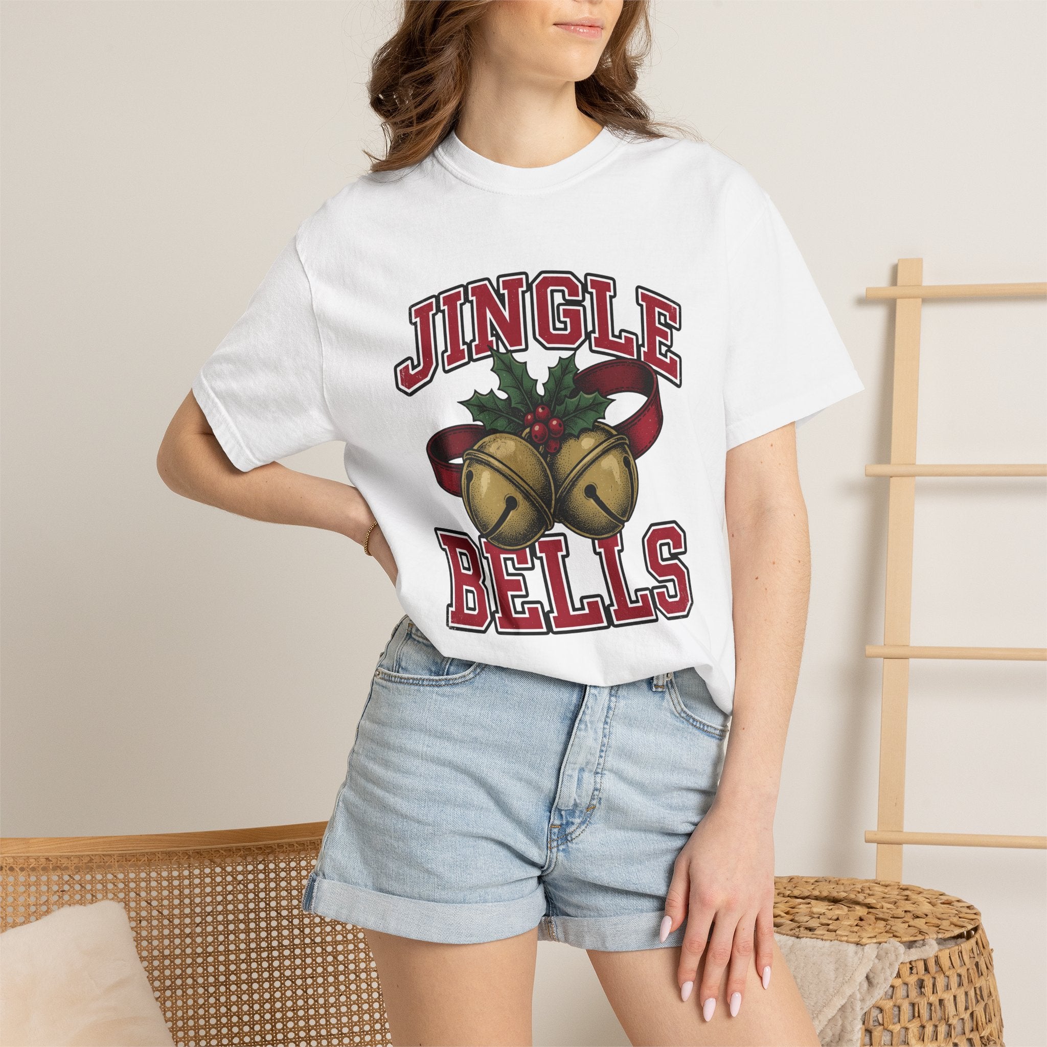 Holiday Bells Shirt Christmas Yuletide Gift Women Farmhouse Tee Jingle Bell T-Shirt Christmas Fan Rustic Tshirt Winter Graphic Antique Pine