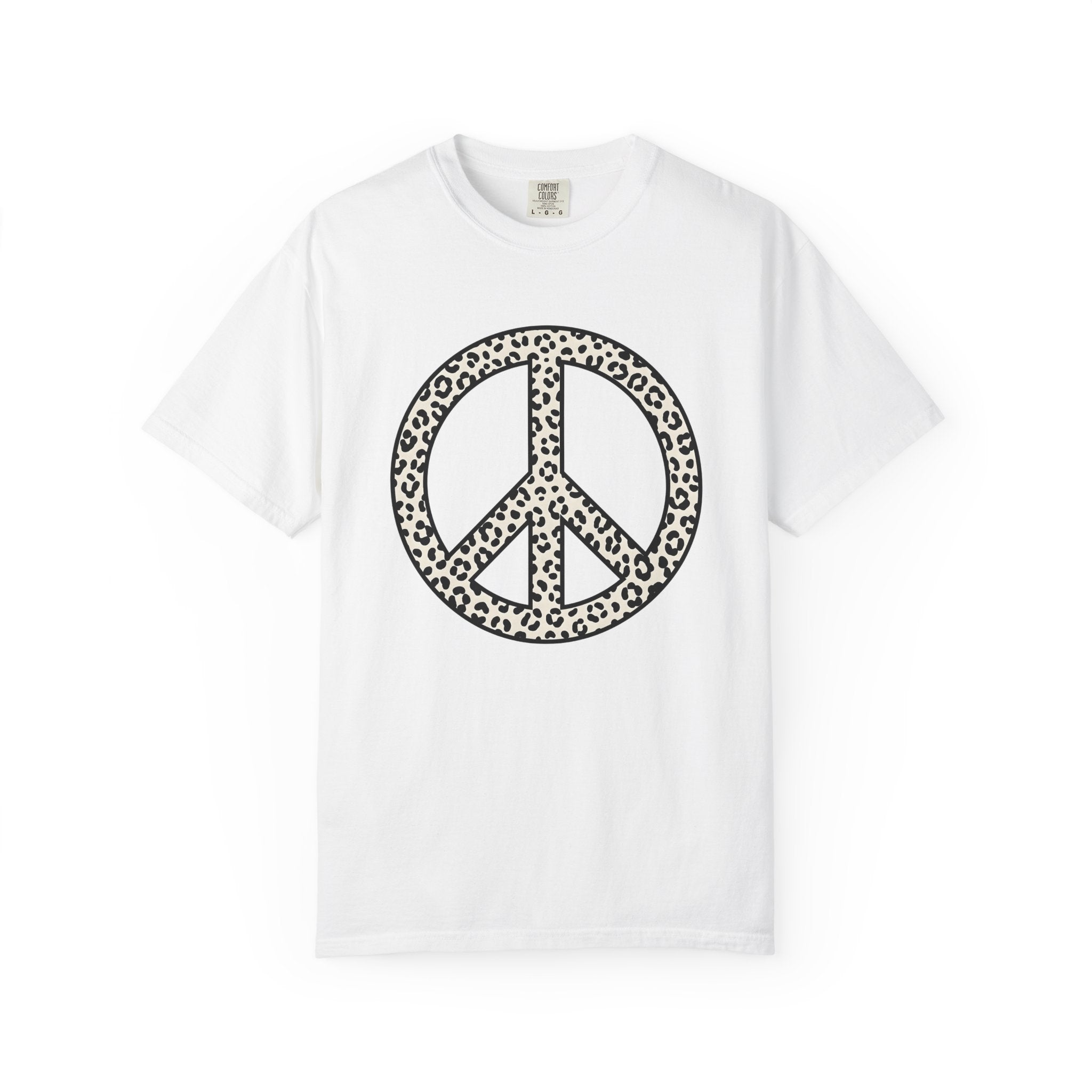 Wild Cat Peace Sign Shirt Animal Print Vintage Gift Women Minimalist Tee Big Cat T-Shirt Animal Pattern Fan Feline Tshirt Retro Graphic