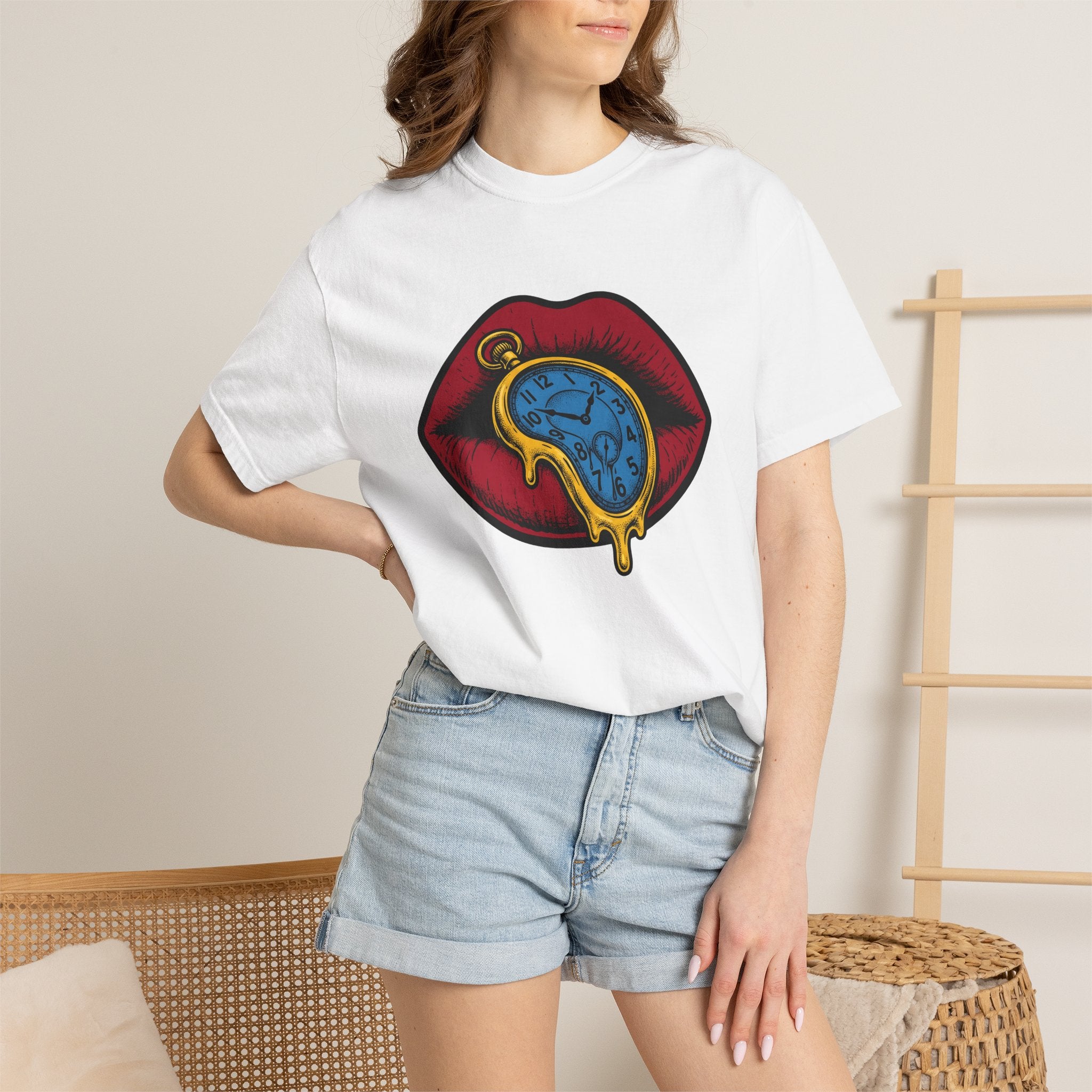 Melting Clock Lips Shirt Surreal Fashion Gift Women Pop Art Tee Timepiece T-Shirt Surrealist Fan Pop Culture Tshirt Style Graphic Vintage