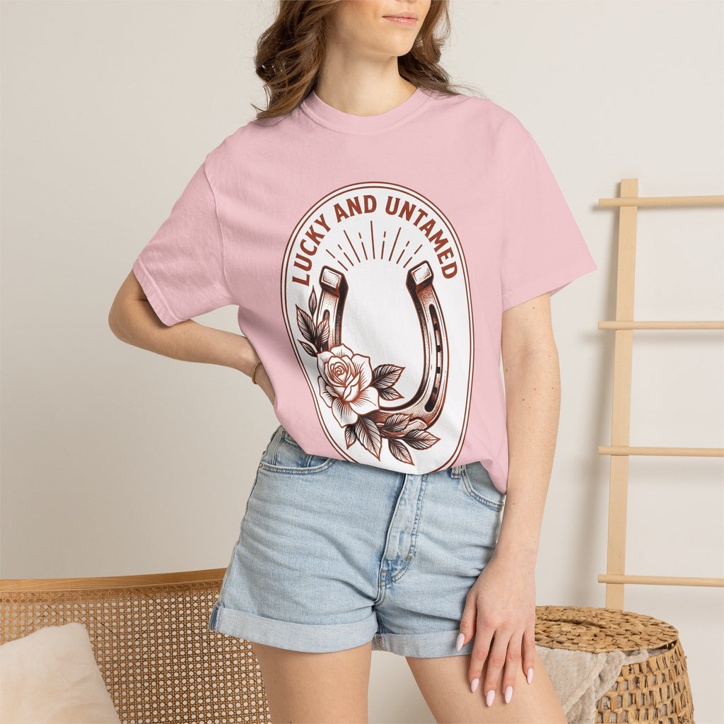 Horseshoe Rose Shirt Cowgirl Western Gift Women Vintage Tee Rose T-Shirt Rodeo Fan Retro Tshirt Country Graphic Hand Drawn Floral Tshirt