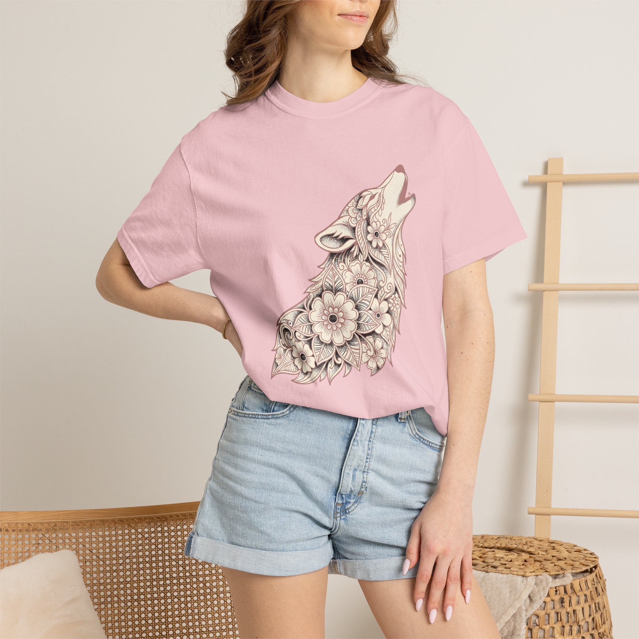 Wolf Flower Shirt Animals & Flowers Outdoors Gift Women Rustic Tee Wildflower T-Shirt Wildlife Enthusiast Country Tshirt Nature Graphic