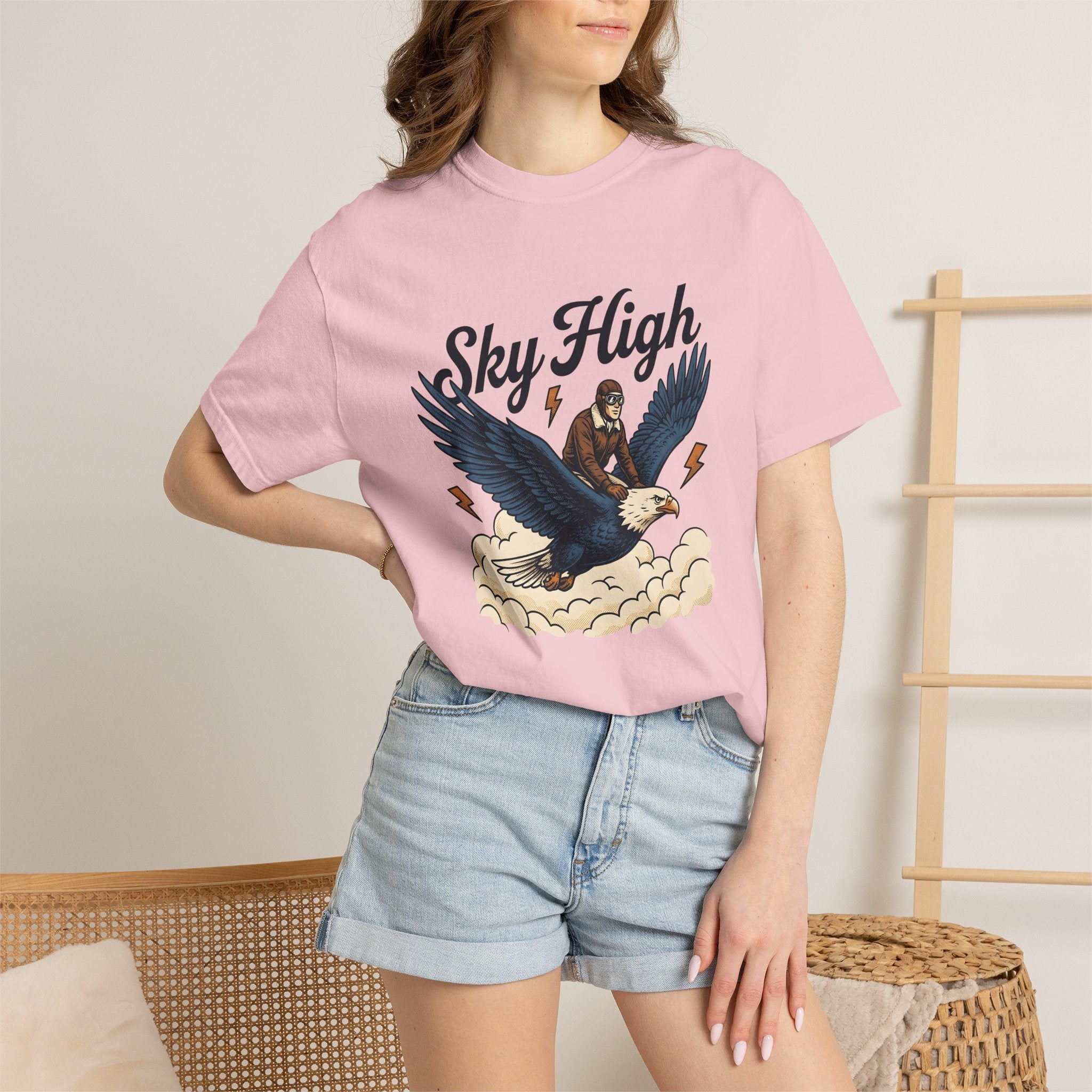 Flying Eagle Shirt Eagle Journey Gift Women Retro Tee Bald Eagle T-Shirt Eagle Fan Vintage Tshirt Travel Graphic Old School Cloudscape
