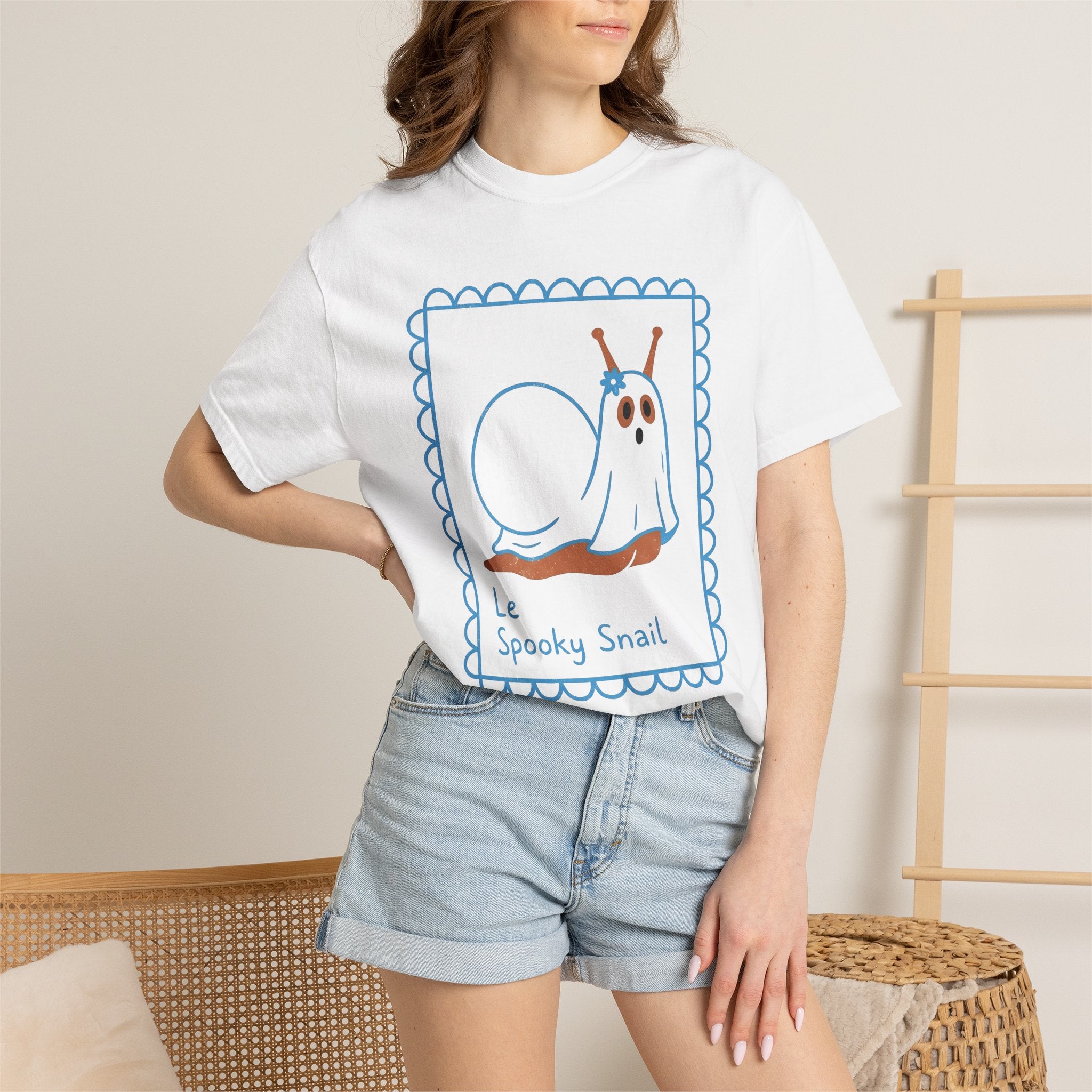 Halloween Snail Shirt Halloween Creature Gift Women Sweet Tee Slug T-Shirt Horror Fan Spooky Tshirt Beast Graphic Doodle Blossom Tshirt