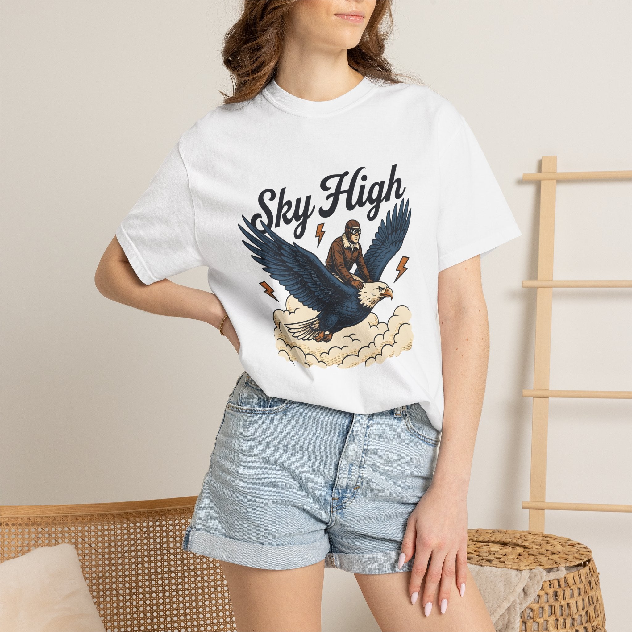 Flying Eagle Shirt Eagle Journey Gift Women Retro Tee Bald Eagle T-Shirt Eagle Fan Vintage Tshirt Travel Graphic Old School Cloudscape