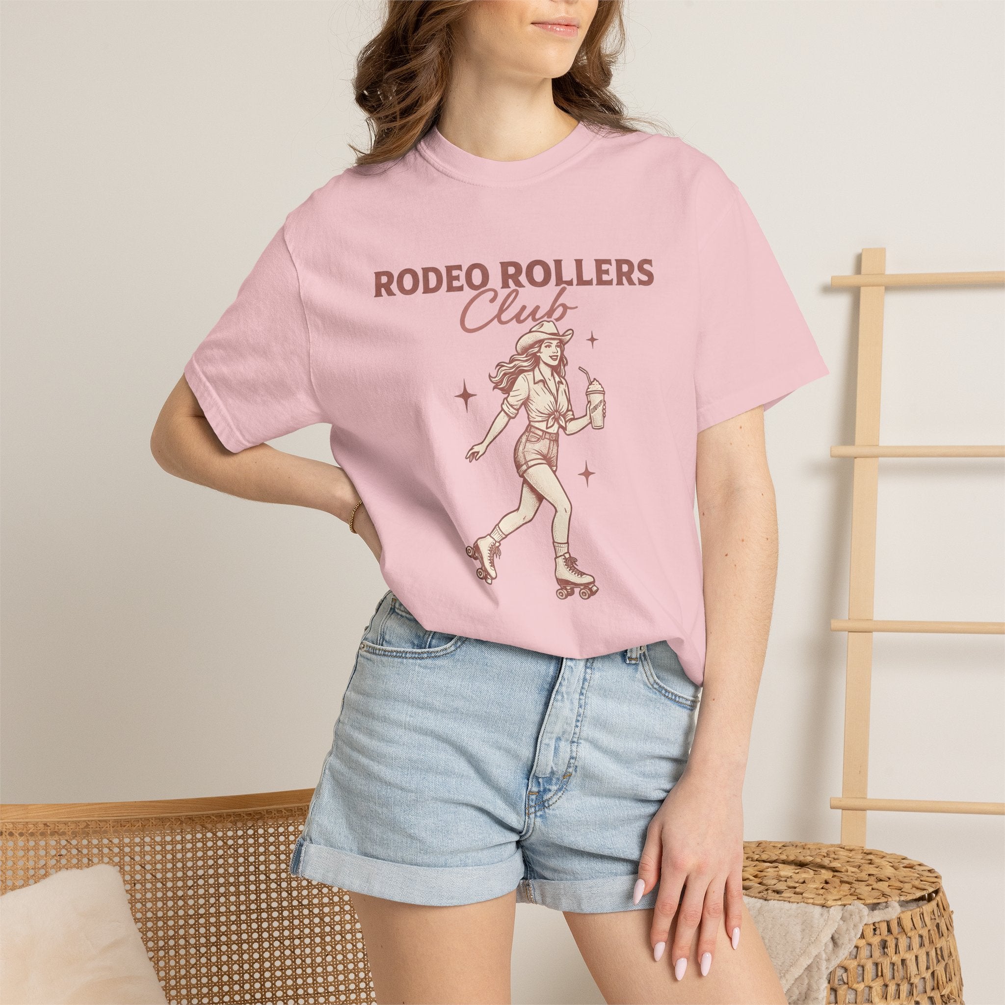 Cowgirl Roller Skates Shirt Cowgirl Retro Gift Women Vintage Tee Roller Derby T-Shirt Cowboy Fan Retro Illustration Tshirt Hand Drawn