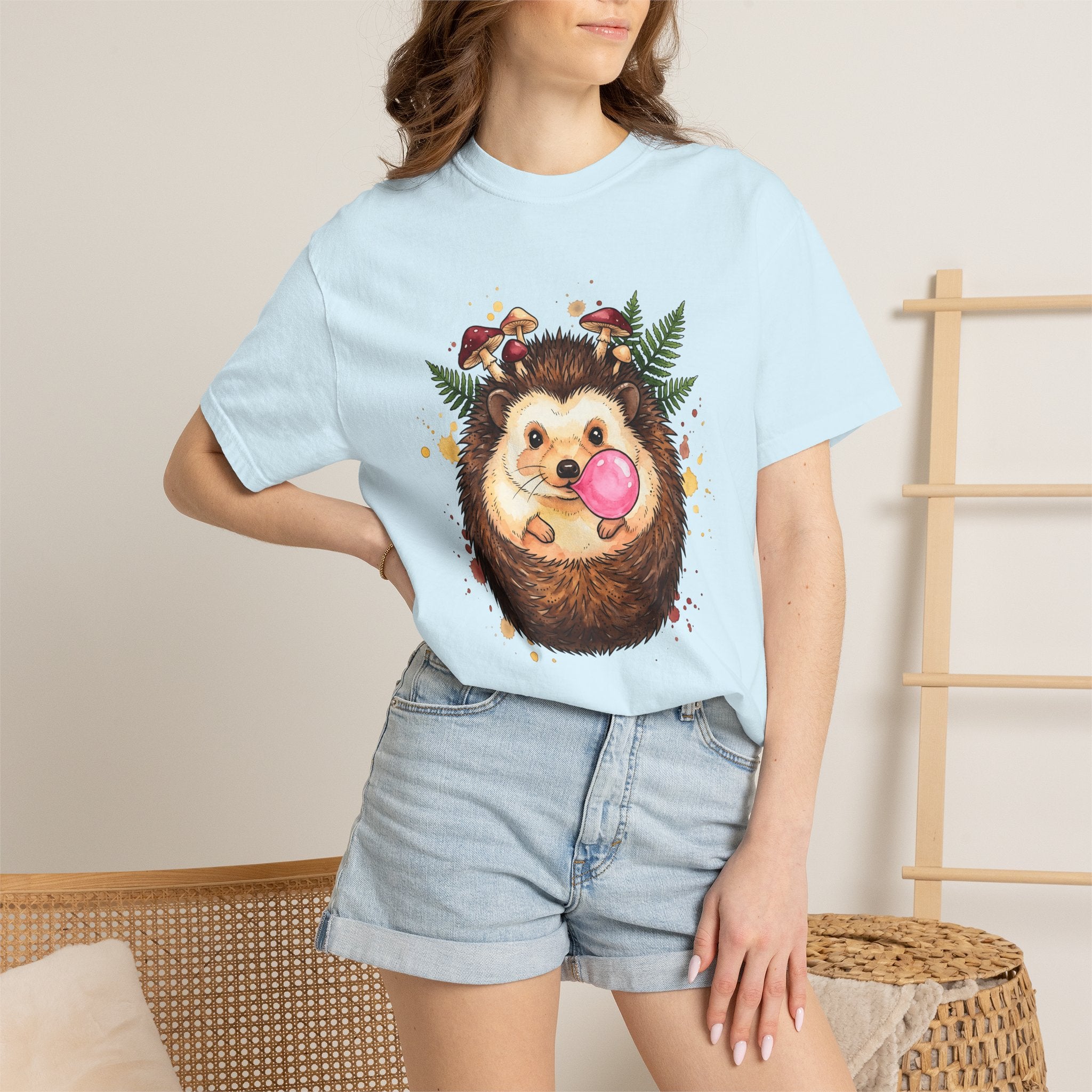 Hedgehog Art Shirt Animals Vintage Gift Women Paint Tee Porcupine T-Shirt Wildlife Enthusiast Painter Tshirt Retro Graphic Line Art Fungus