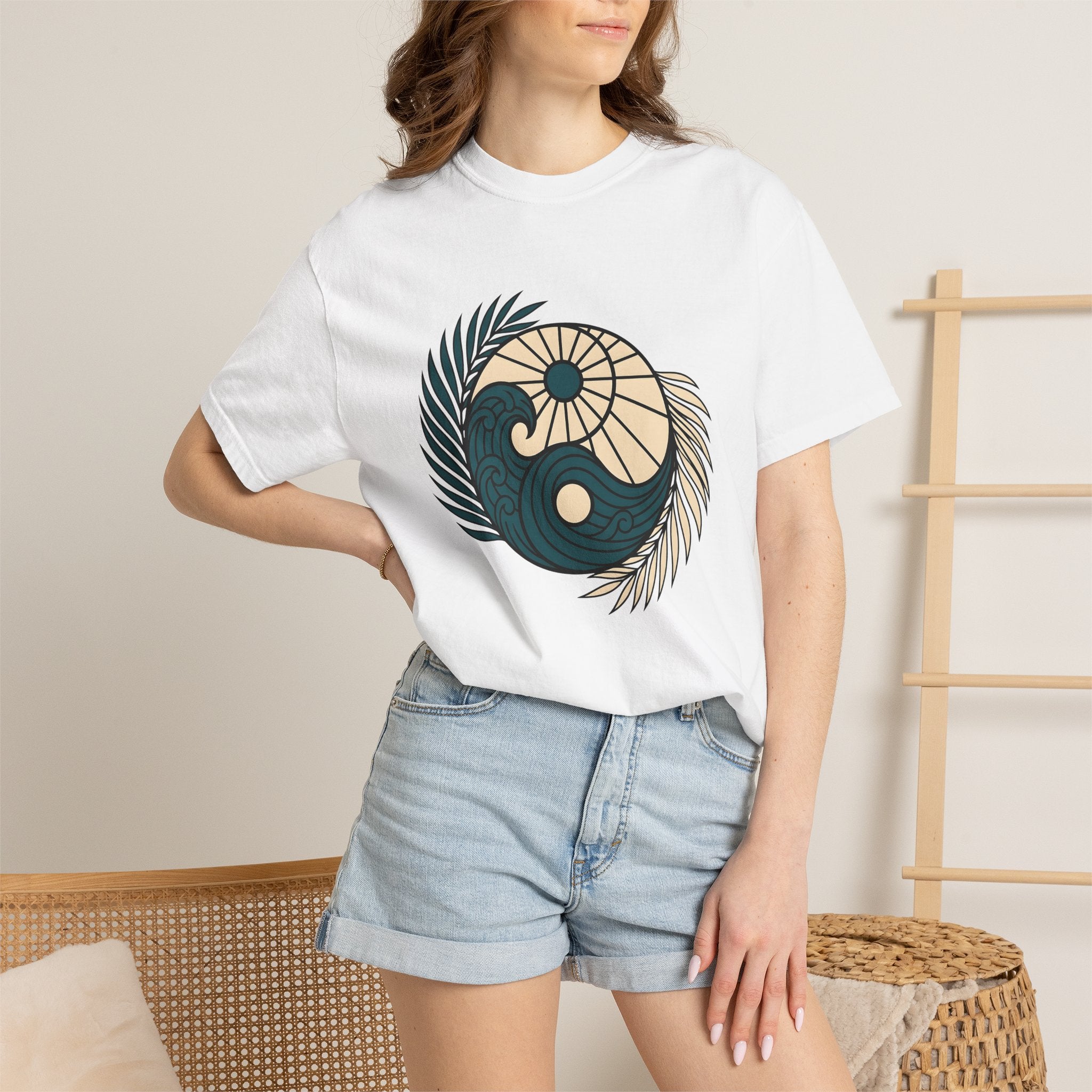 Ocean Sun Tree Shirt Sports Coastal Gift Women Rustic Tee Sea T-Shirt Athlete Fan Beach Graphic Tshirt Simple Frond Tshirt