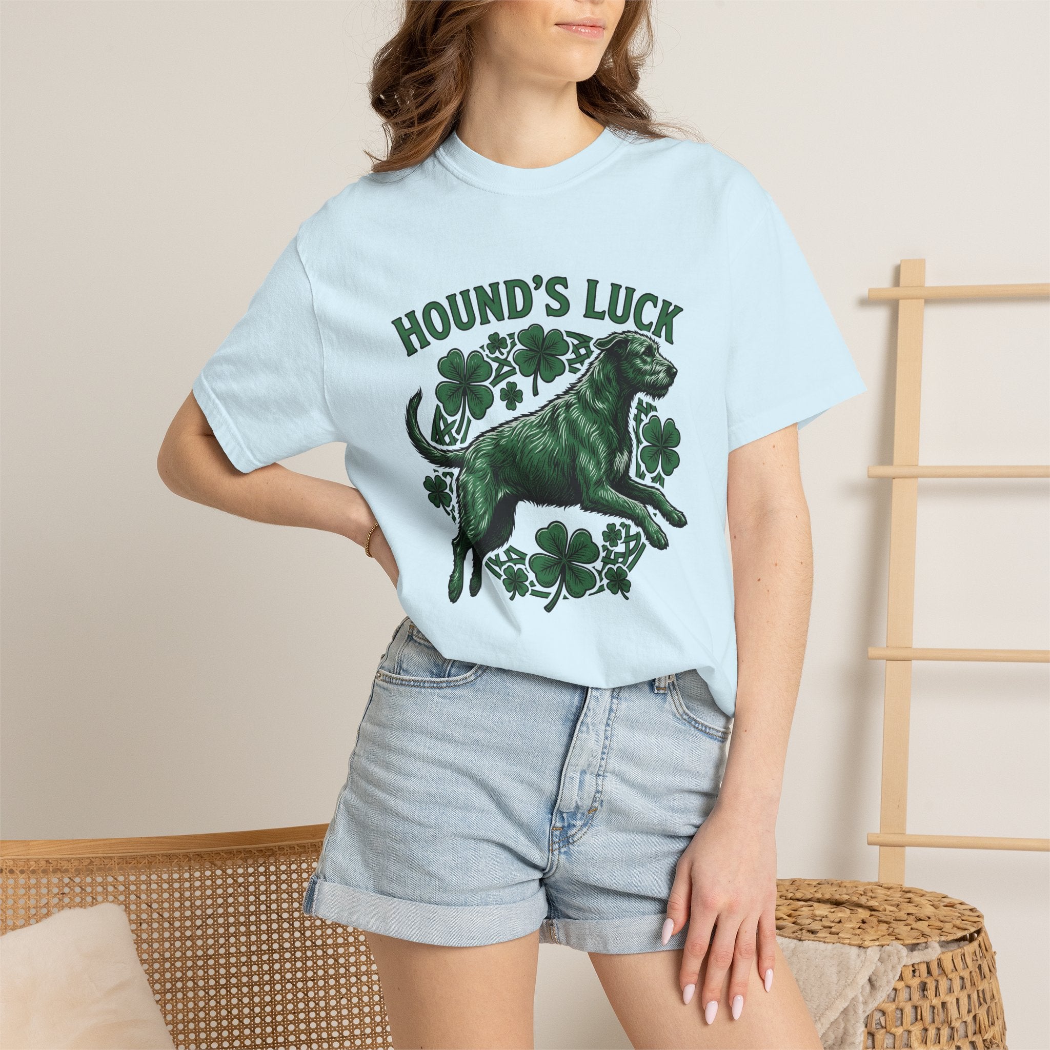 Irish Wolfhound Dog Shirt St Patrick's Day Dog Gift Women Vintage Tee Wolfhound T-Shirt St Patricks Day Enthusiast Retro Tshirt Dog Graphic